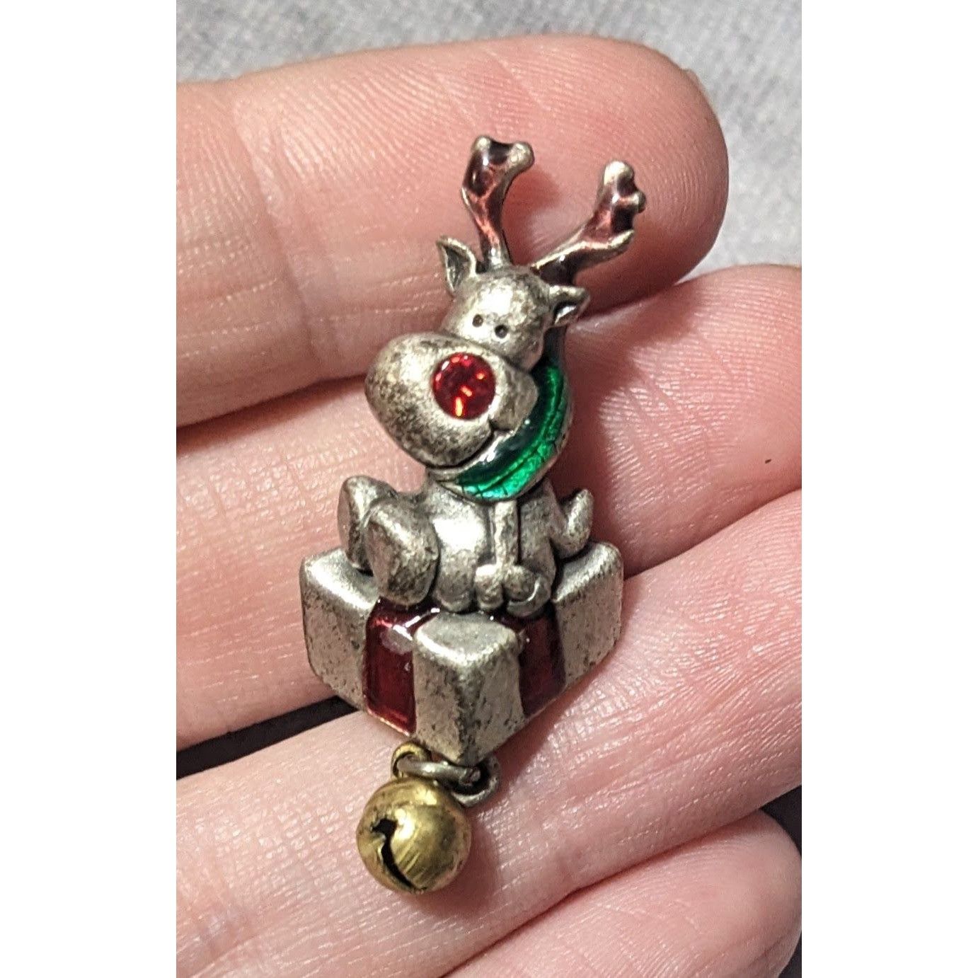 Other Vintage AJMC Silver Holiday Reindeer Brooch Size ONE SIZE - 4 Thumbnail