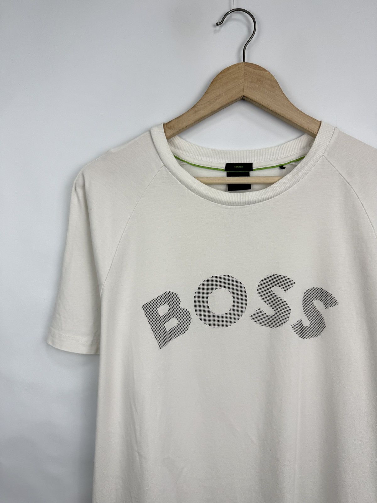 Hugo Boss 🇮🇹 Hugo Boss Luxury Classic T-Shirt Retro Rare Hype Y2K Size US L / EU 52-54 / 3 - 3 Thumbnail