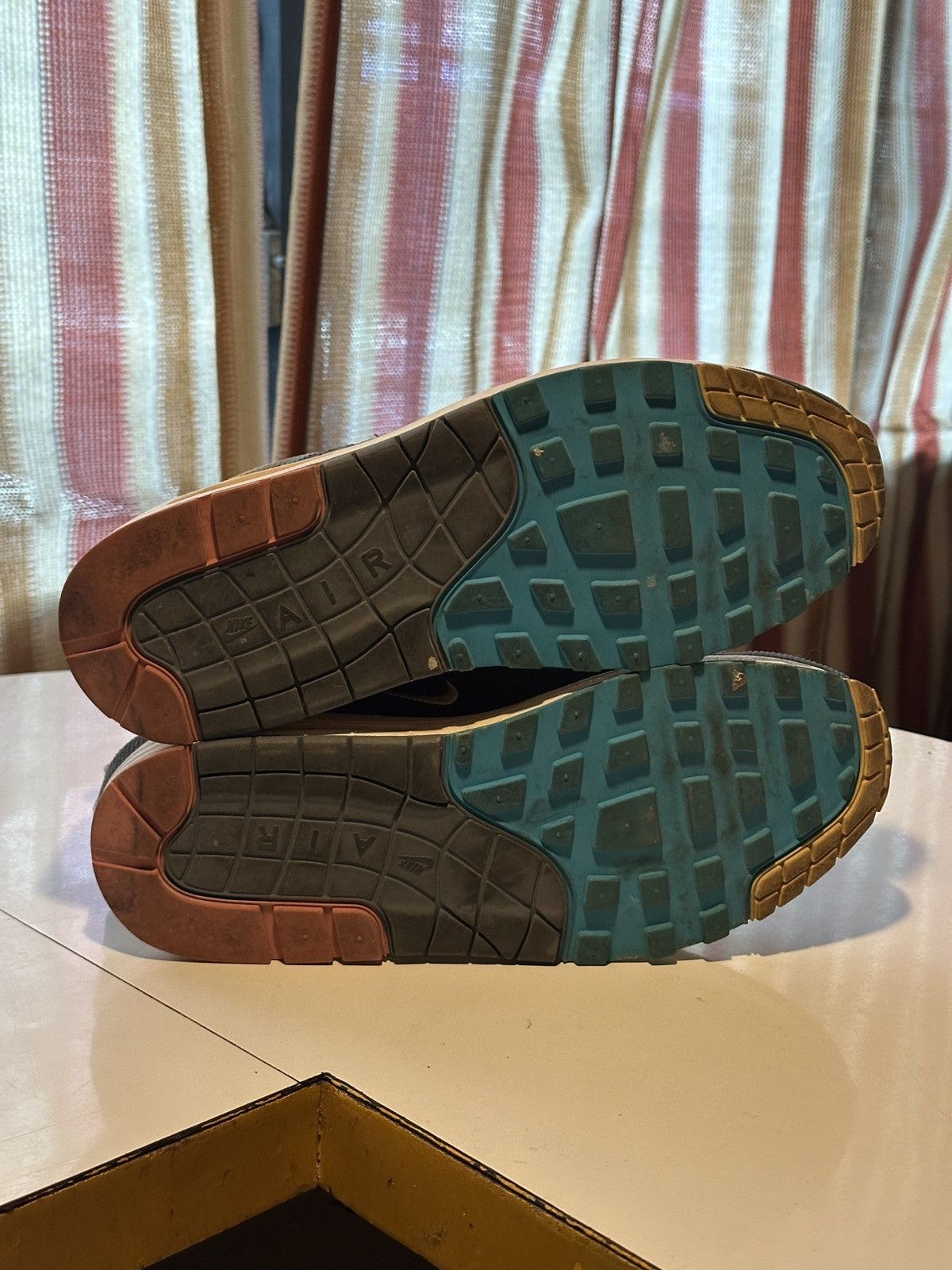 Nike Nike Sean Wotherspoon Set with sign from Sean Size US 10 / EU 43 - 7 Thumbnail