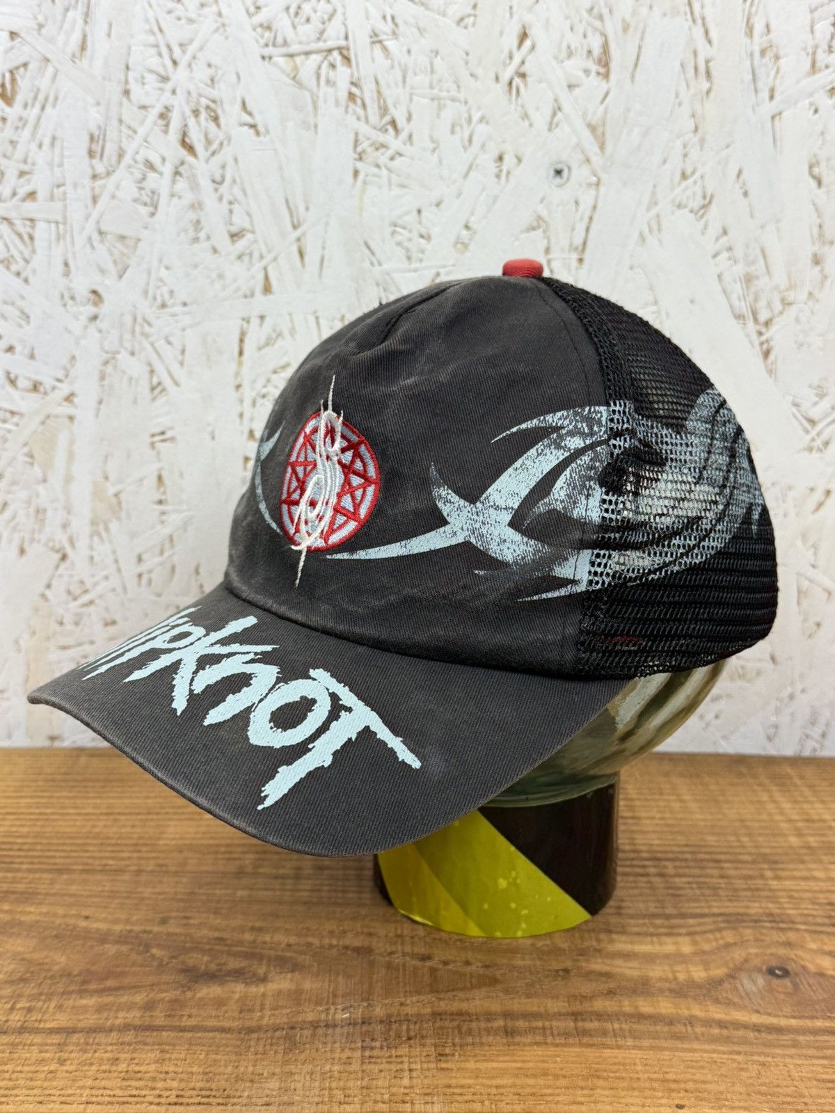 Band Tees 00s Slipknot 2005 Iowa Metal Band Trucker Cap Hat One Size Size ONE SIZE - 3 Thumbnail