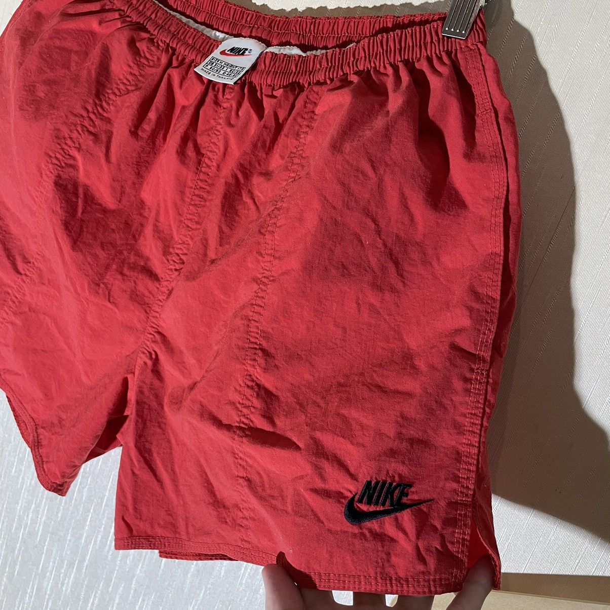 Nike × Vintage Nike vintage nylone shorts 90s Size US 32 / EU 48 - 2 Thumbnail