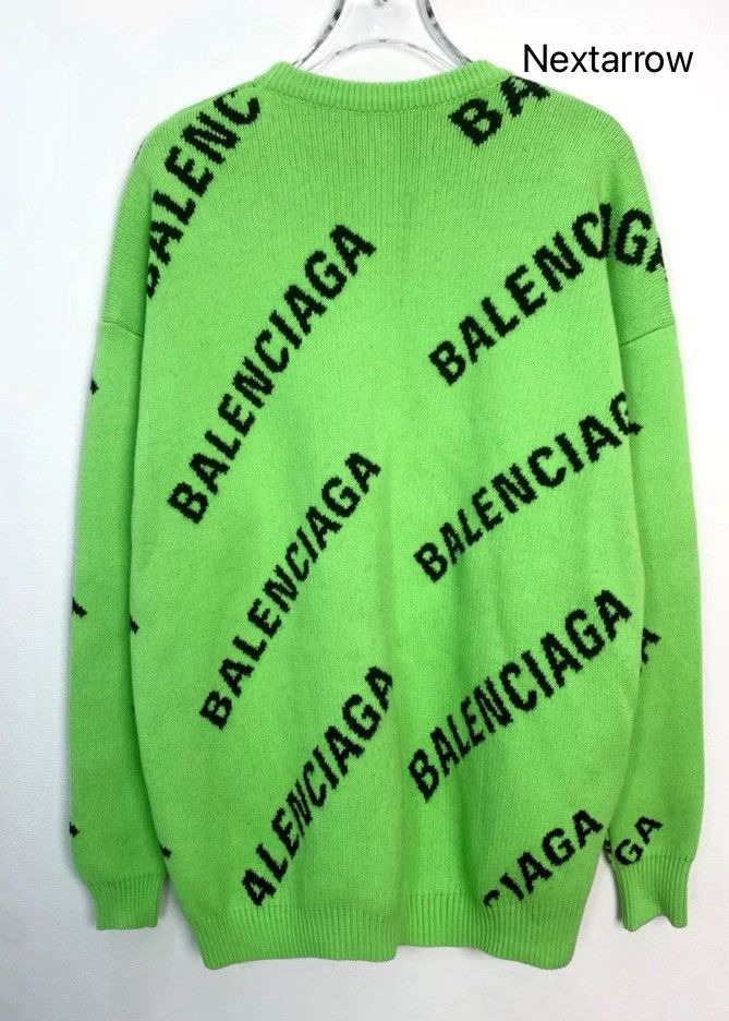 Balenciaga Balenciaga Logo Full Print Sweater2412-Nextarrow Size US XS / EU 42 / 0 - 1 Thumbnail