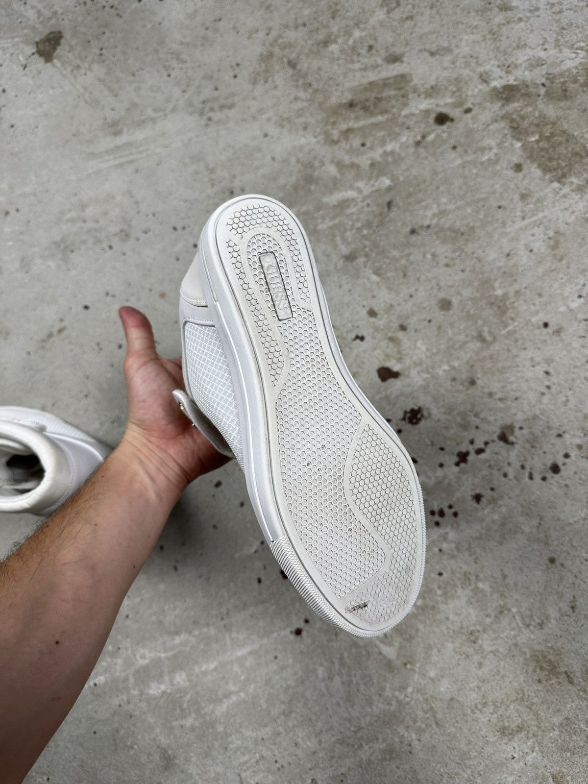 Guess Vintage Y2K Guess White High Top Sneakers Avant Garde suede Size US 9.5 / IT 39.5 - 16 Thumbnail