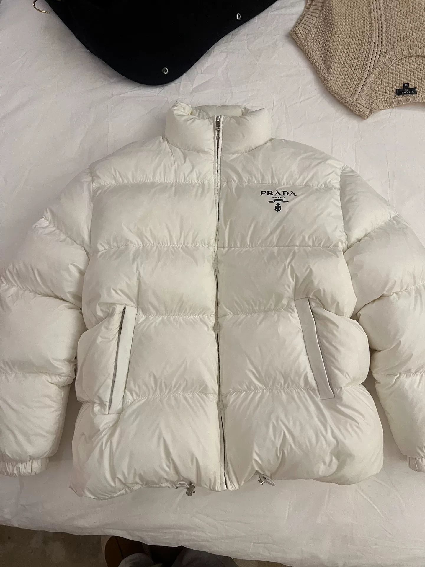 Prada white Prada logo stand collar down jacket Size M / US 6-8 / IT 42-44 - 1 Thumbnail