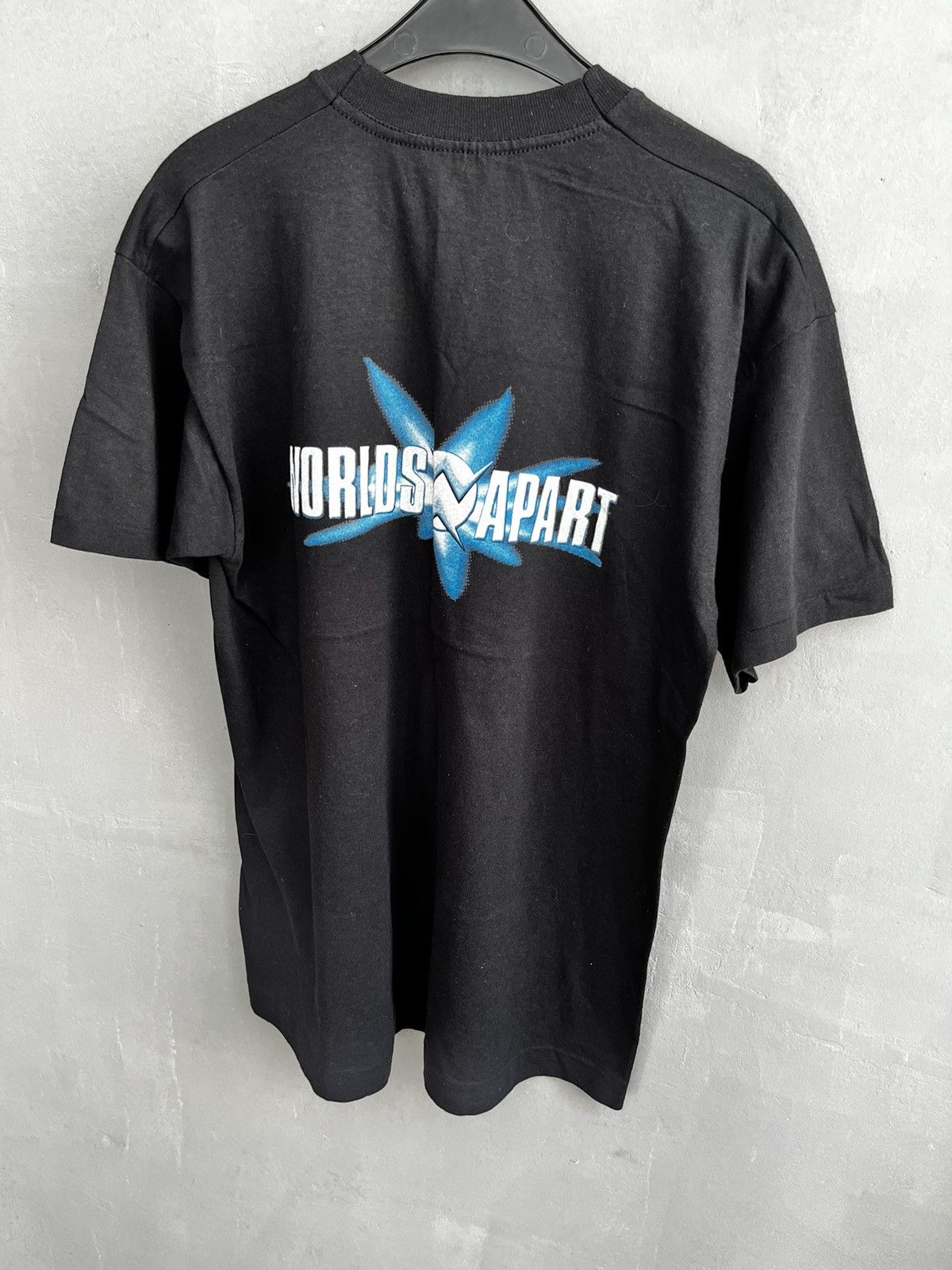 Band Tees × Rap Tees Worlds Apart t shirt Size US L / EU 52-54 / 3 - 9 Thumbnail