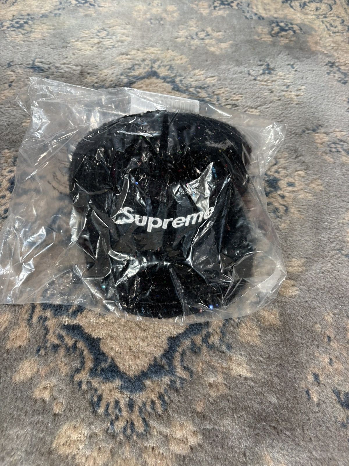 Supreme Supreme Boucle Fitted 7 1/2 Size ONE SIZE - 1 Thumbnail