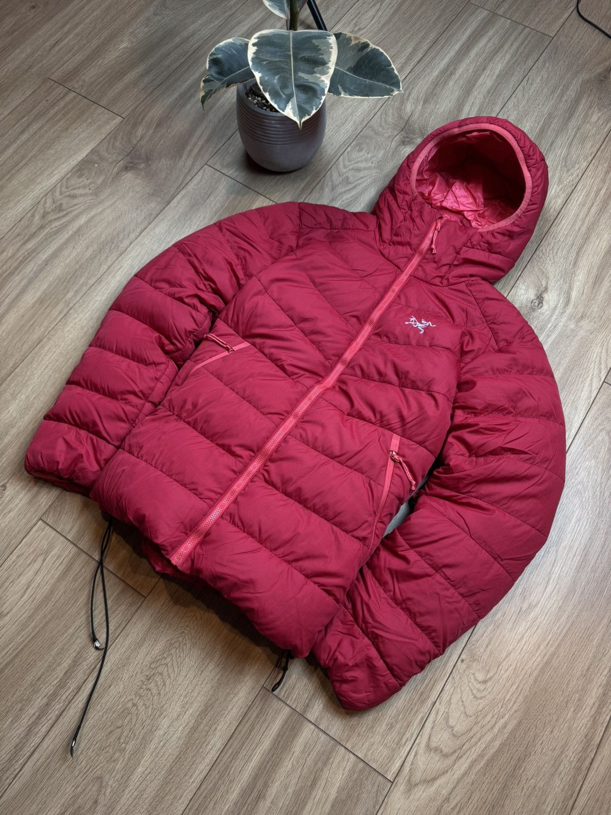 Arc'teryx Vintage ARCTERYX Puffer Duck Down Classic Rare jacket Size M / US 6-8 / IT 42-44 - 2 Thumbnail