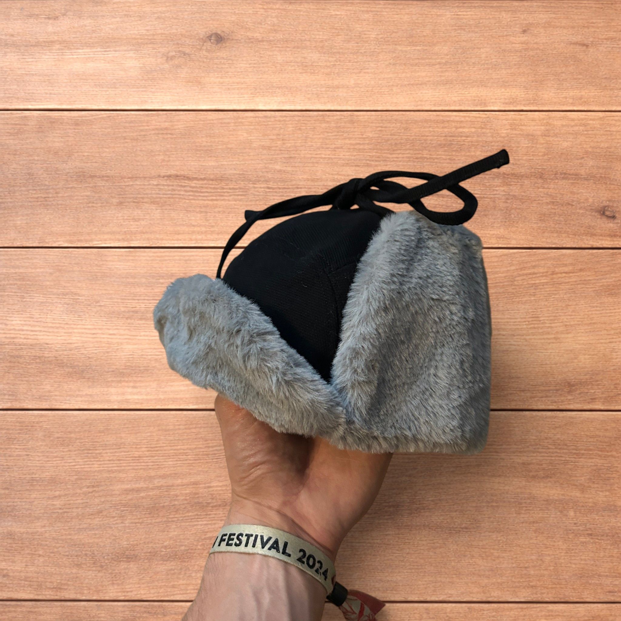 Japanese Brand Russian trapper ear flap hat in black/grey colour way. Size ONE SIZE - 4 Thumbnail