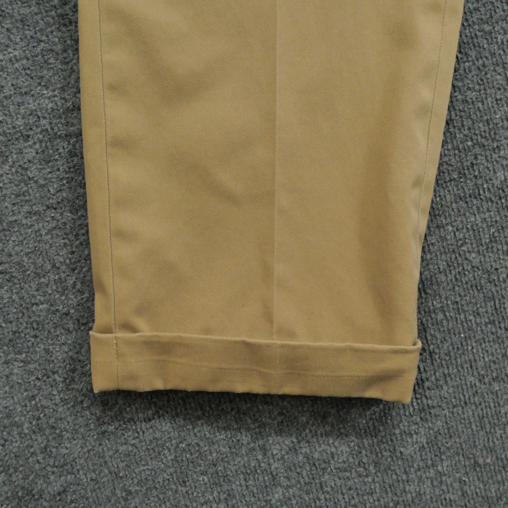 Brooks Brothers Brooks Brothers Pants Mens 35x28 Tan Khaki Advantage Chino Elliot - Beige Cotton Flat Front Classic Straight Pockets 29 Inseam Regular Size 35 Mens Size US 35 - 4 Thumbnail