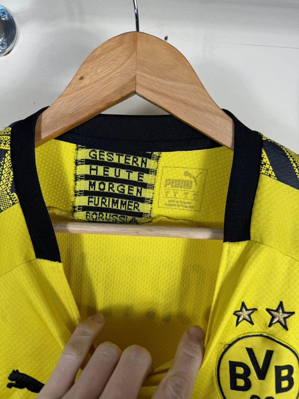 Other Marco Reus BORUSSIA DORTMUND 2019-20 PUMA HOME FOOTBALL Size US S / EU 44-46 / 1 - 7 Thumbnail
