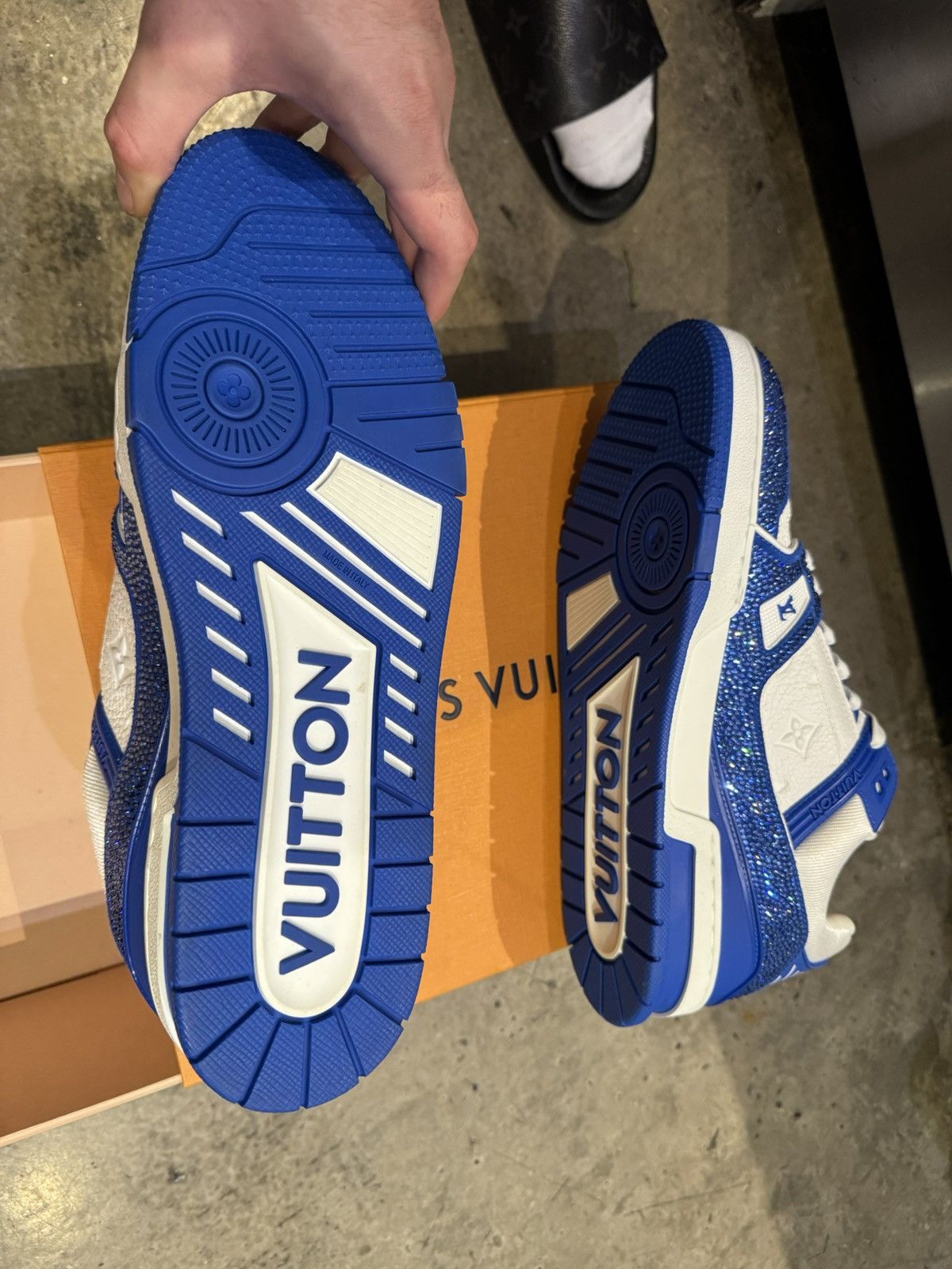 Louis Vuitton Louis Vuitton Trainer Rhinestone Size US 11.5 / EU 44-45 - 11 Thumbnail