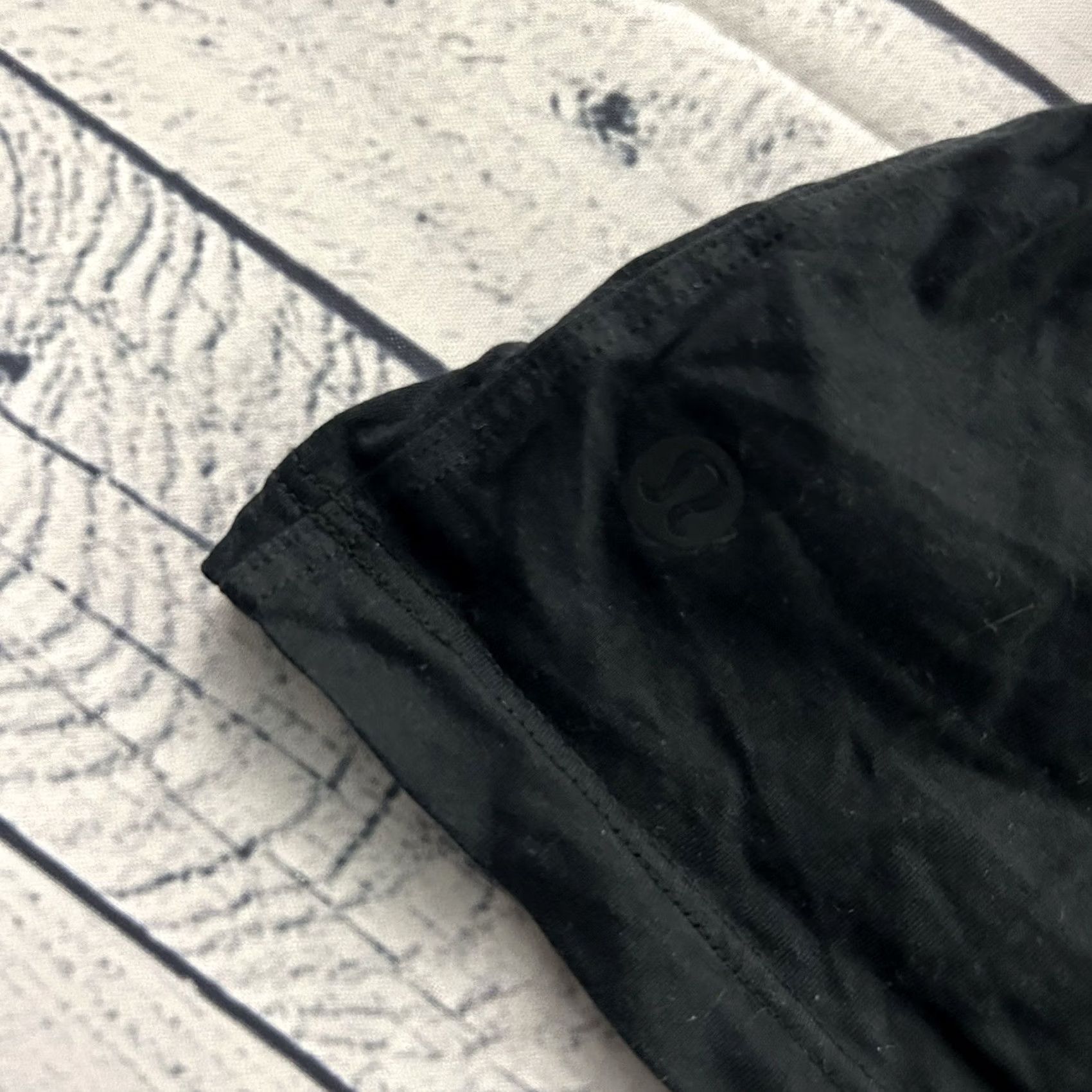 Lululemon Lululemon Long Sleeve T Shirt Men's L Black Size US L / EU 52-54 / 3 - 4 Thumbnail