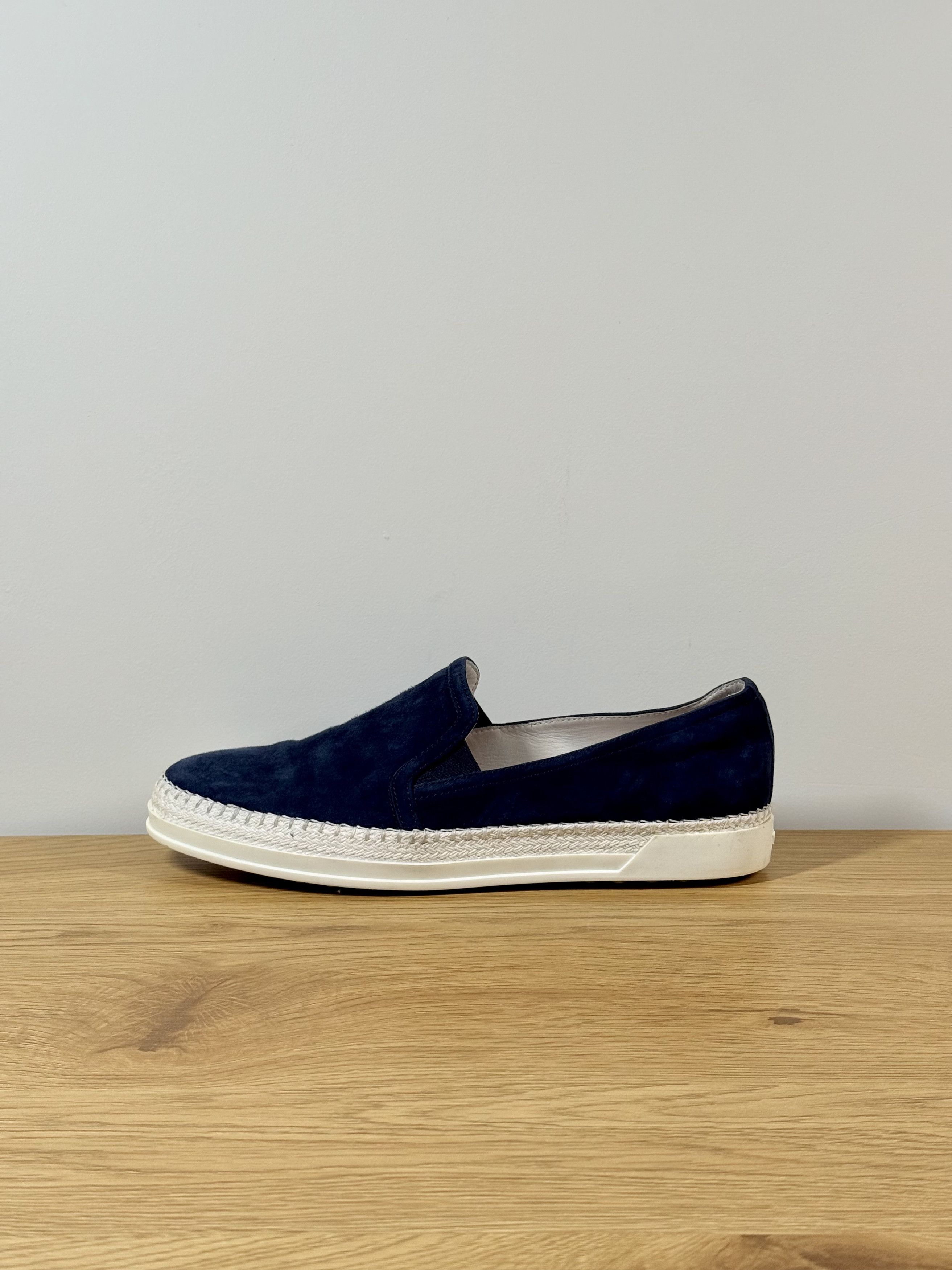 Tod's Tod's Navy Blue Suede Espadrille Slip On Sneakers US9 Size US 9 / IT 39 - 5 Thumbnail
