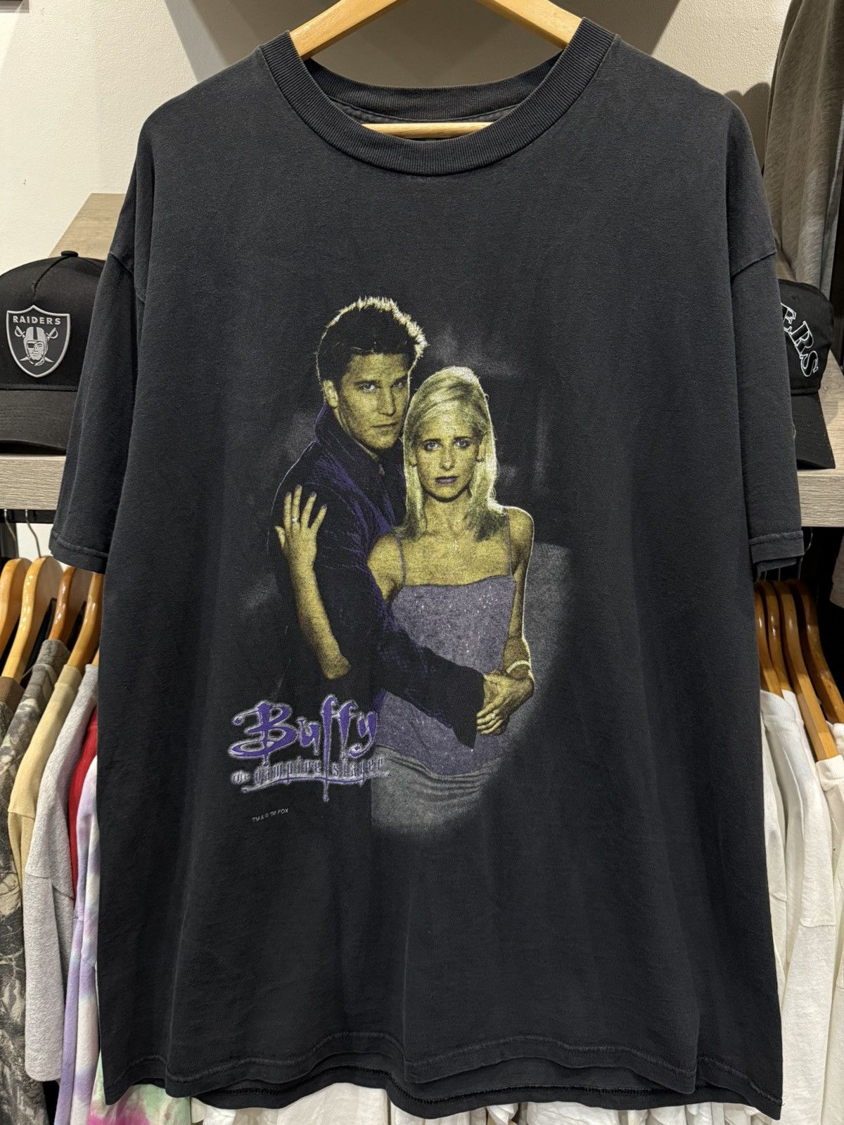 Other Vintage 90s Buffy T-Shirt Size US XL / EU 56 / 4 - 1 Thumbnail