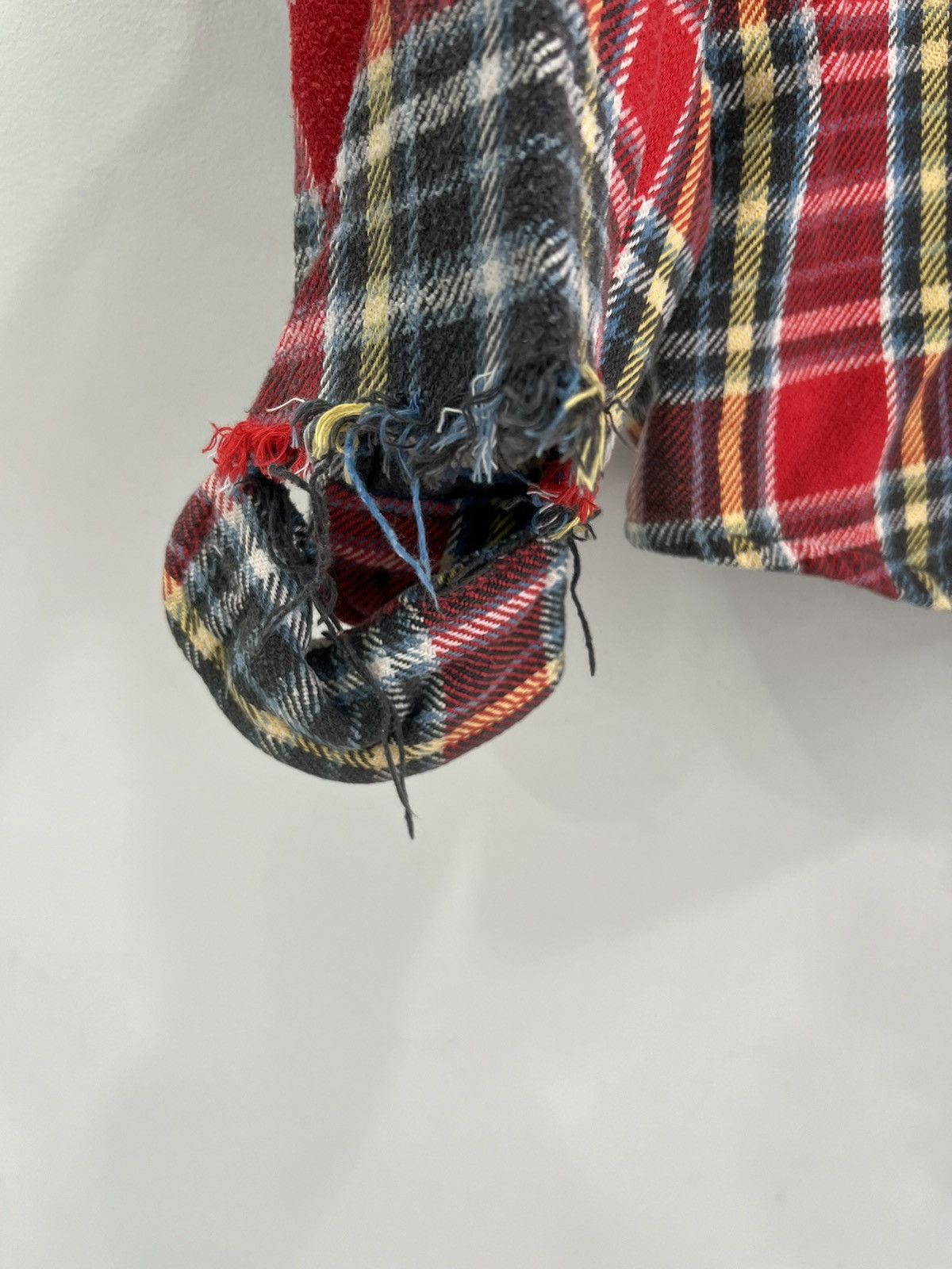 Big Mac Vintage Big Mac Thrashed Flannel Shirt button plaid Size US M / EU 48-50 / 2 - 4 Thumbnail