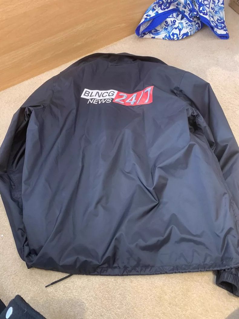 Balenciaga Balenciaga Newsprint Nylon Jacket Size US S / EU 44-46 / 1 - 2 Thumbnail