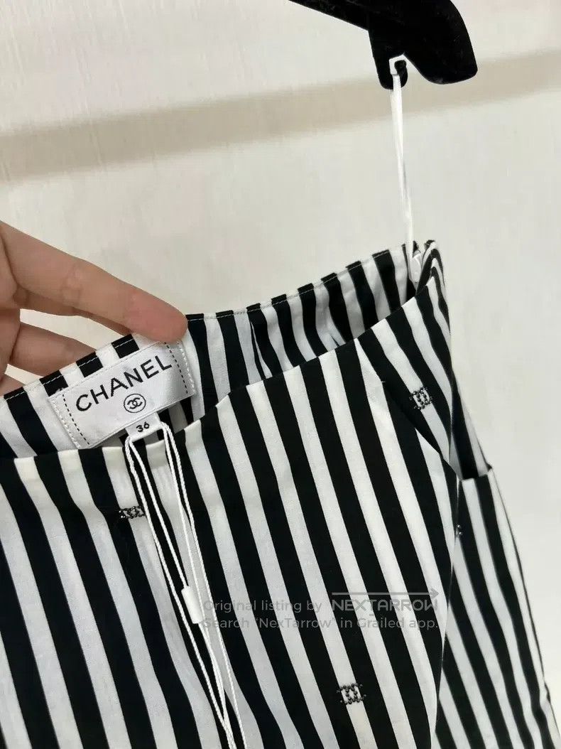 Chanel Chanel Striped logo glitter skirt Size 24" / US 00 / IT 34 - 2 Thumbnail