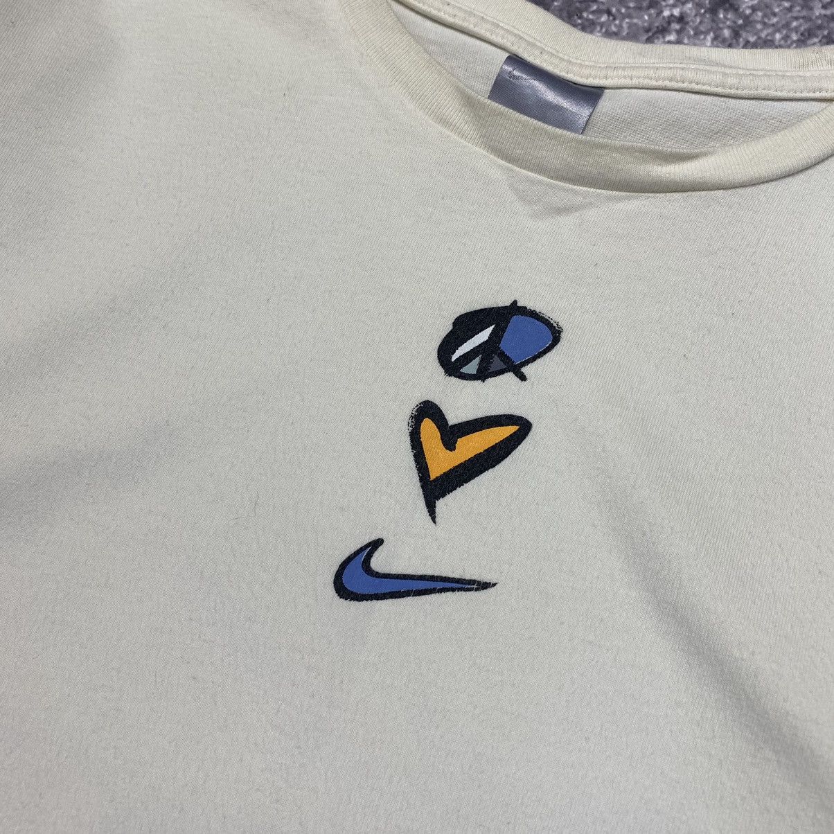 Vintage Vintage Nike Centre Y2K Logo designer rare 90’s tee Size L / US 10 / IT 46 - 3 Thumbnail