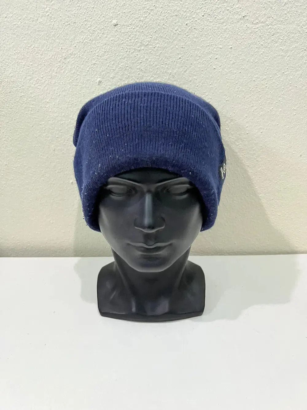 Umbro Vintage Umbro Plain Beanie Hat Size ONE SIZE - 3 Thumbnail