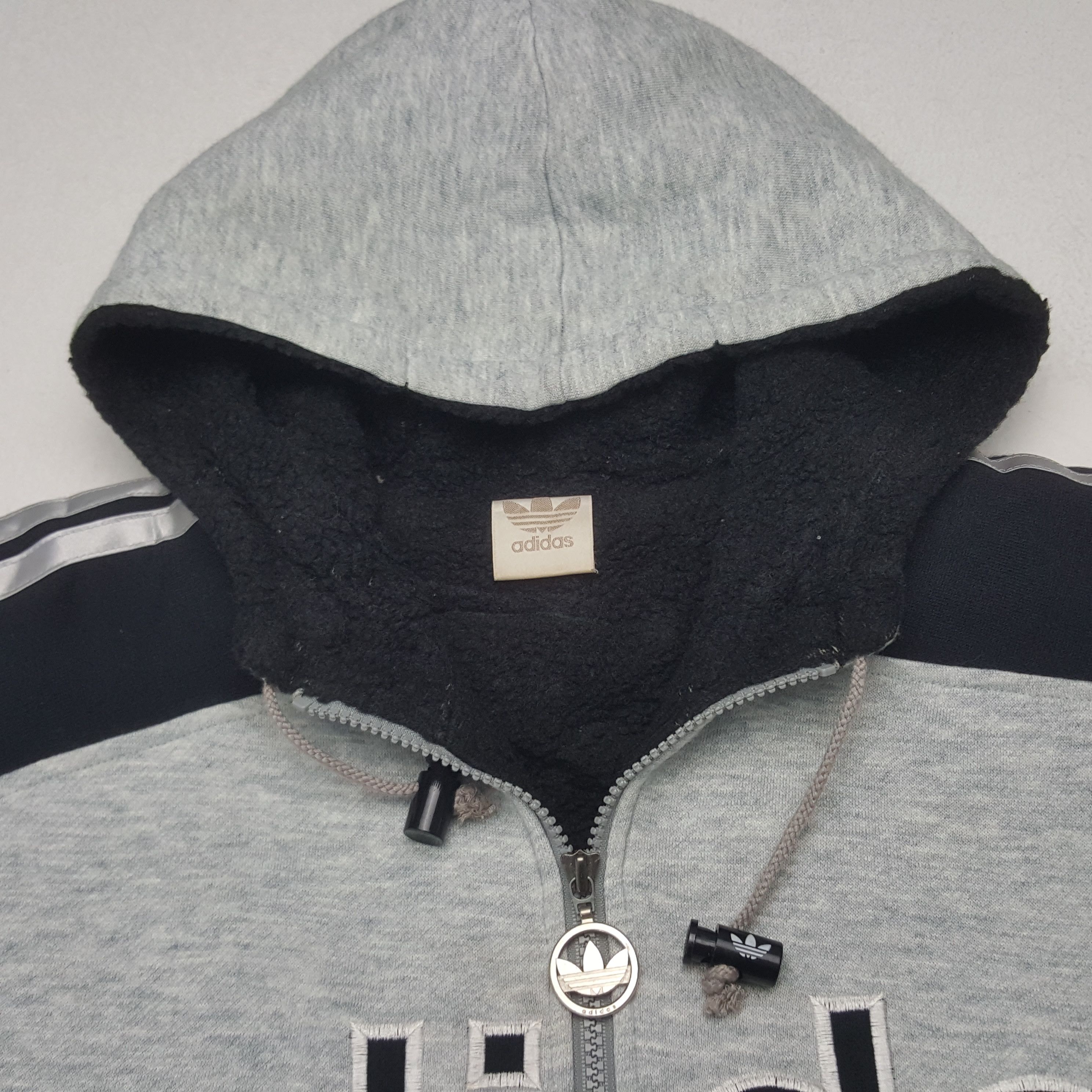 Adidas × Vintage Vintage Adidas Stripes Embroidery Logo Zipper Hoodies Jacket Size US L / EU 52-54 / 3 - 5 Thumbnail