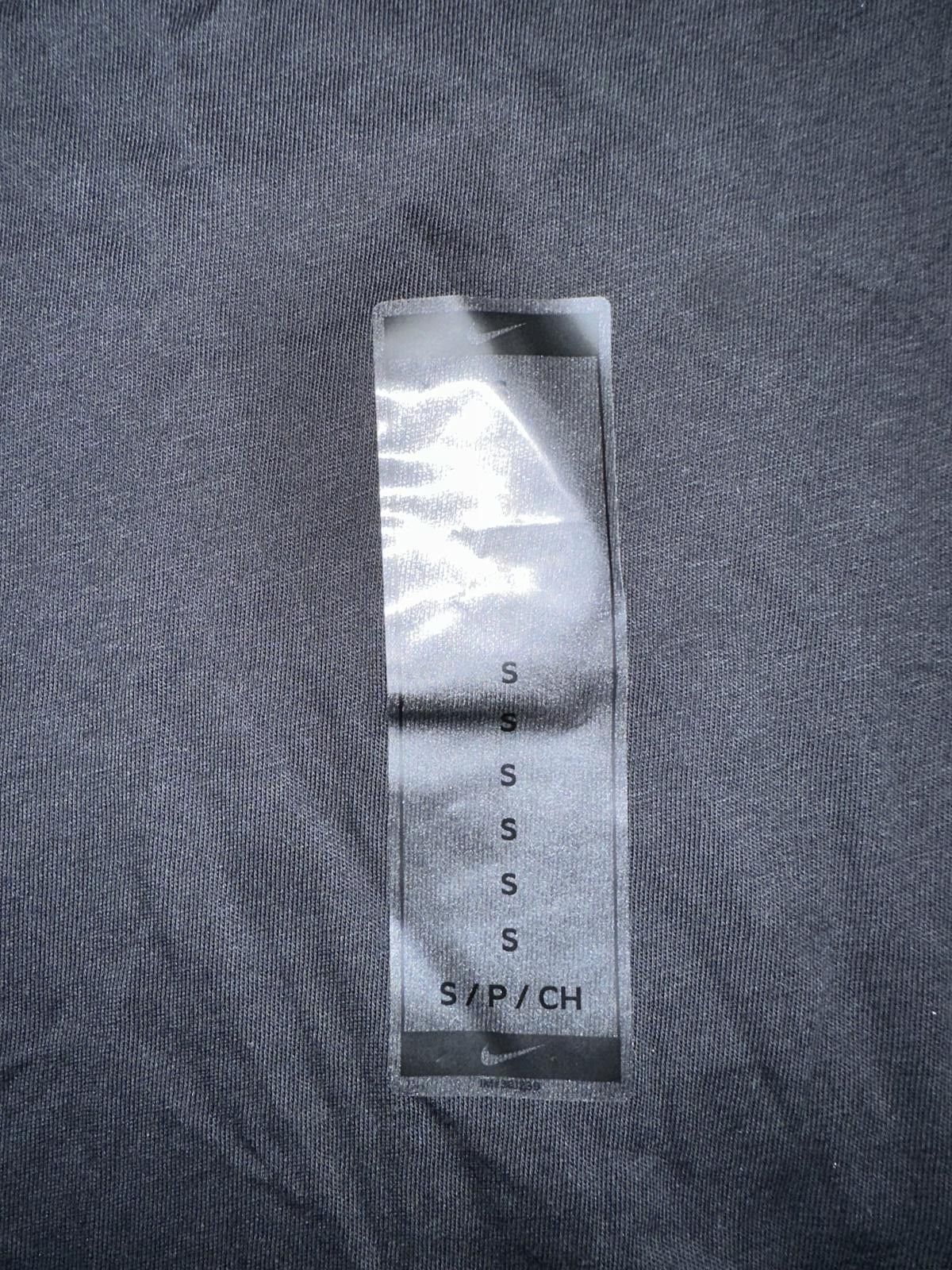 Nike Nike Women's Sportswear Black Blank Short-Sleeve Crew Shirt Size S / US 4 / IT 40 - 2 Thumbnail