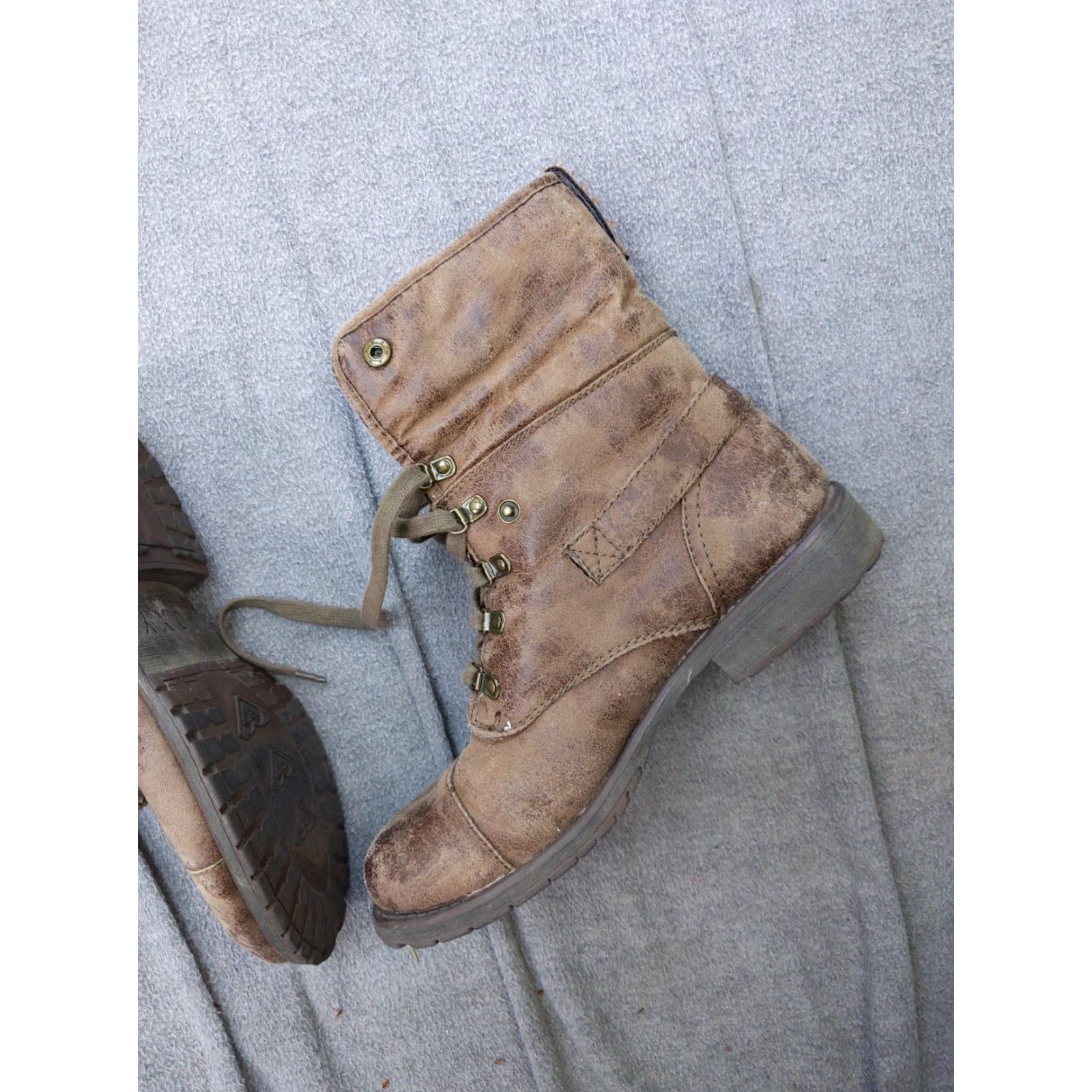 Vintage Roxy Ember J Boots Womens 9.5 Brown Synthetic Mid-Calf Lace Up Faux Fur Winter Casual Combat Shoes Womens US 9.5 EU 40.5 UK 7.5 Brown Size US 10 / IT 40 - 4 Thumbnail