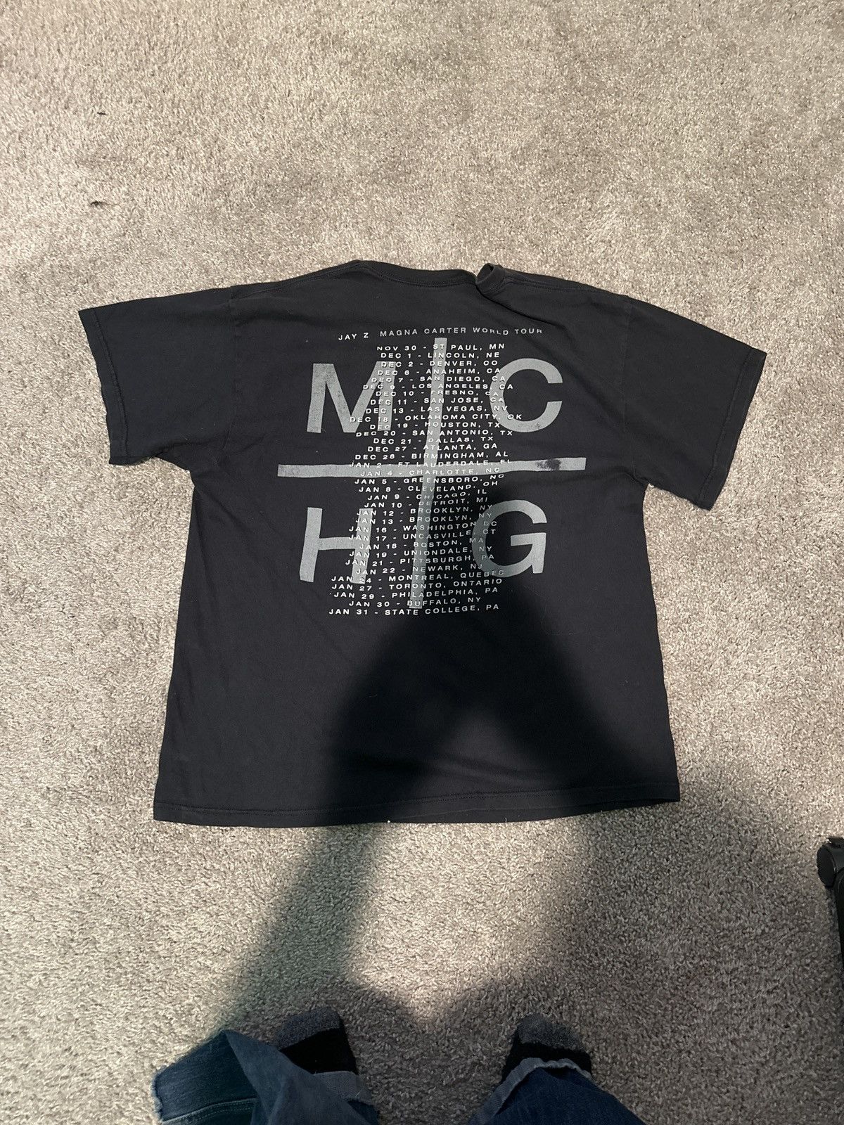 Jay-Z JAY-Z Magna Carta World Concert Tour shirt PREOWNED/USED Size US L / EU 52-54 / 3 - 3 Thumbnail