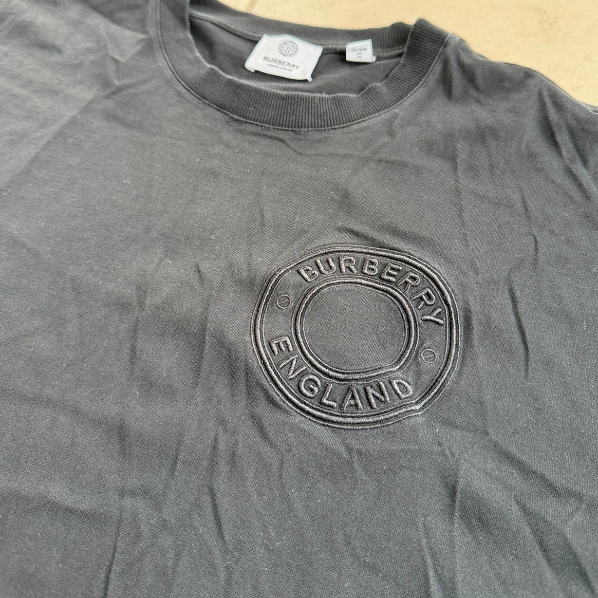 Burberry Burberry Black Logo T Shirt Embroidered Circle Tee Cotton XL Size US XL / EU 56 / 4 - 2 Thumbnail