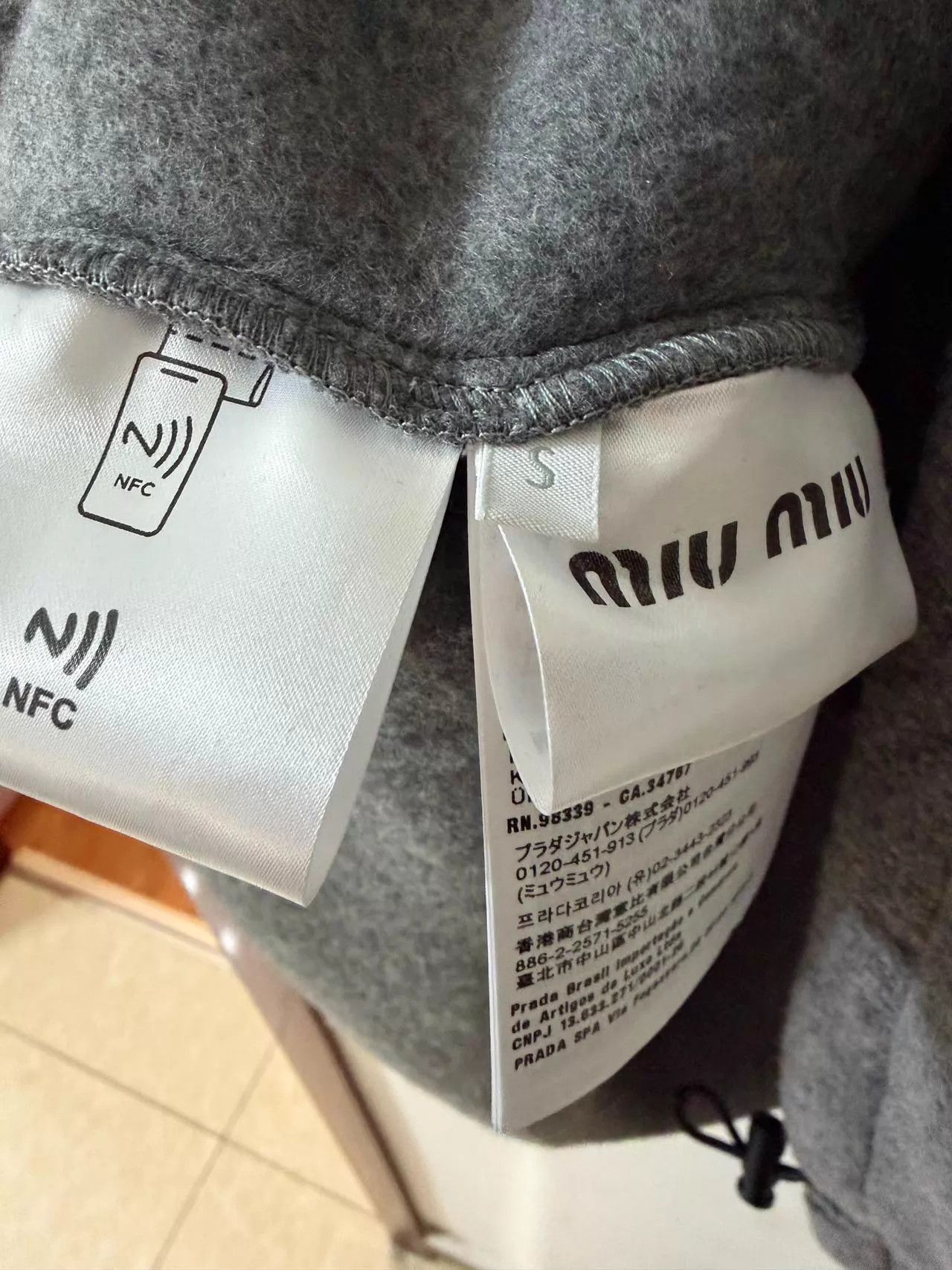 Miu Miu MIU MIU Runway Gray Fleece Vest S NWT Size S / US 4 / IT 40 - 2 Thumbnail