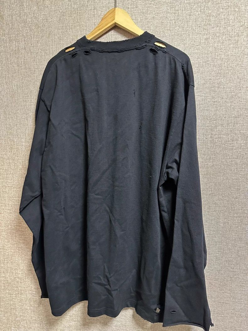 Balenciaga Balenciaga Limited Washed Distressed Long Sleeve T-Shirt Size US S / EU 44-46 / 1 - 9 Thumbnail