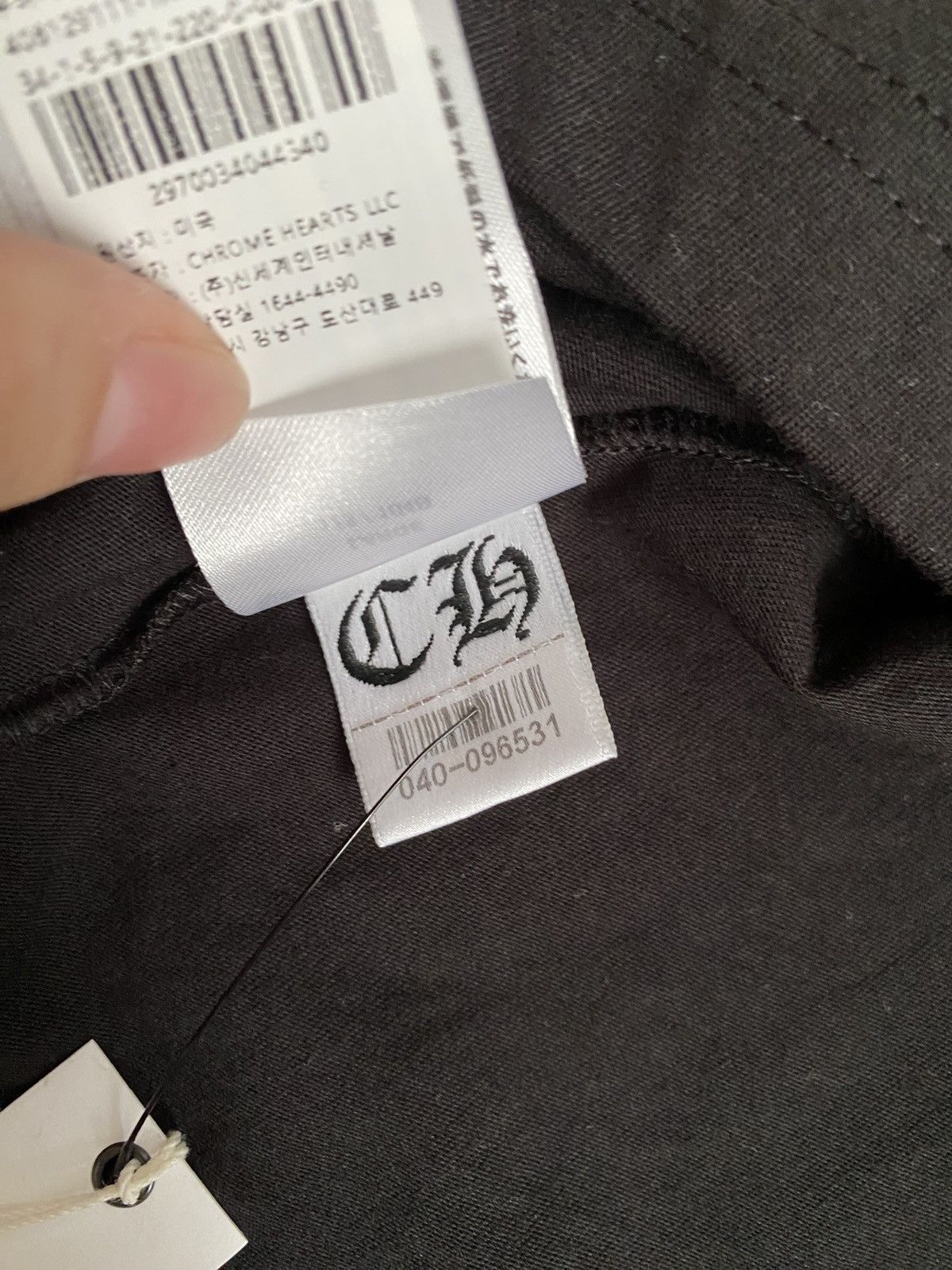 Chrome Hearts Chrome hearts horseshoes T-Shirt Size US L / EU 52-54 / 3 - 13 Thumbnail