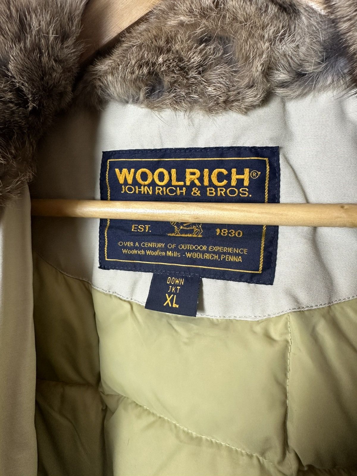 Vintage × Woolrich Woolen Mills Vintage Down Jaket Beige Woolrich rabbit fur M-L Size US M / EU 48-50 / 2 - 6 Thumbnail