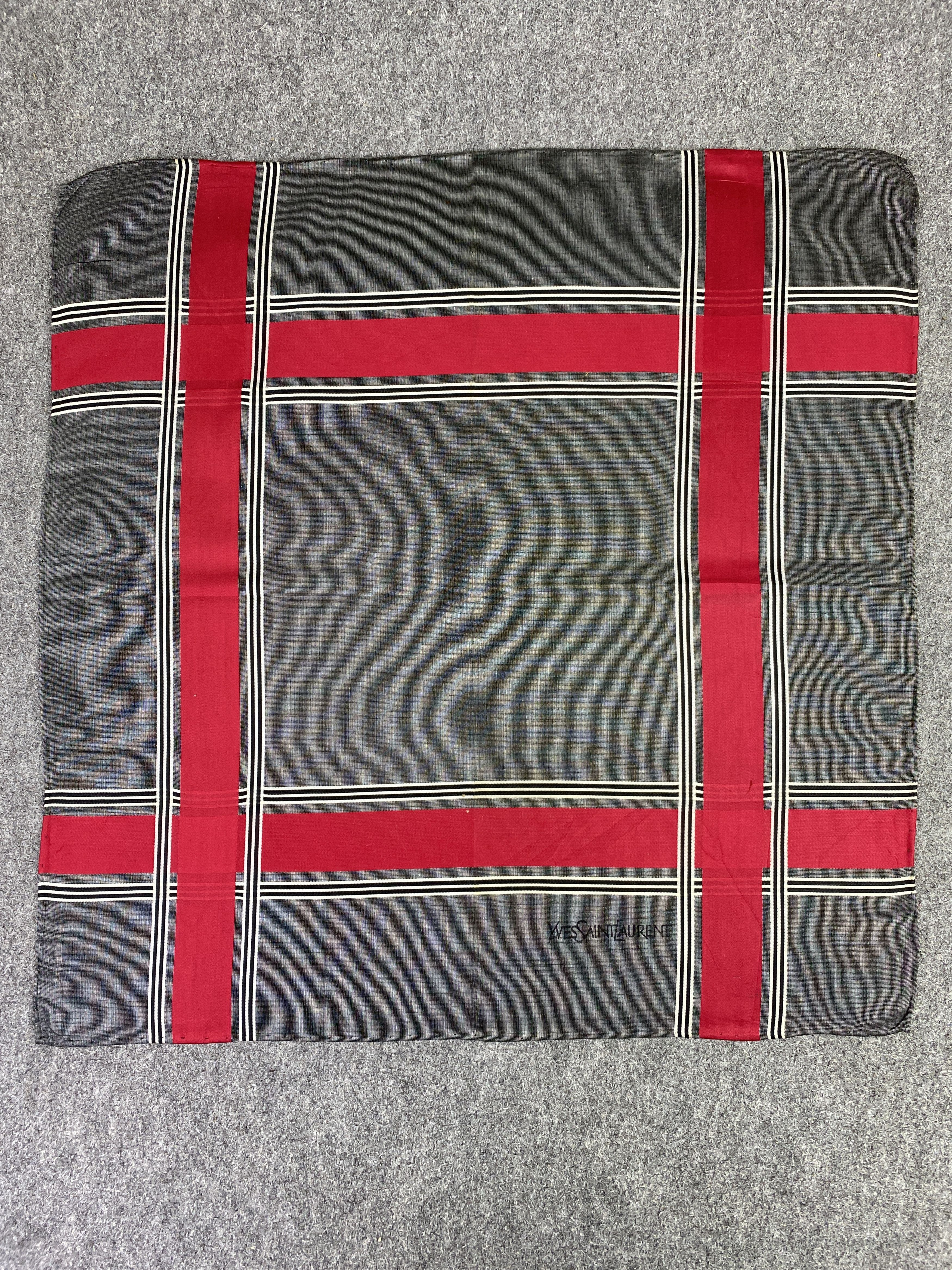 Yves Saint Laurent Yves Saint Laurent Handkerchief / Neckerchief KT0163 Size ONE SIZE - 4 Thumbnail