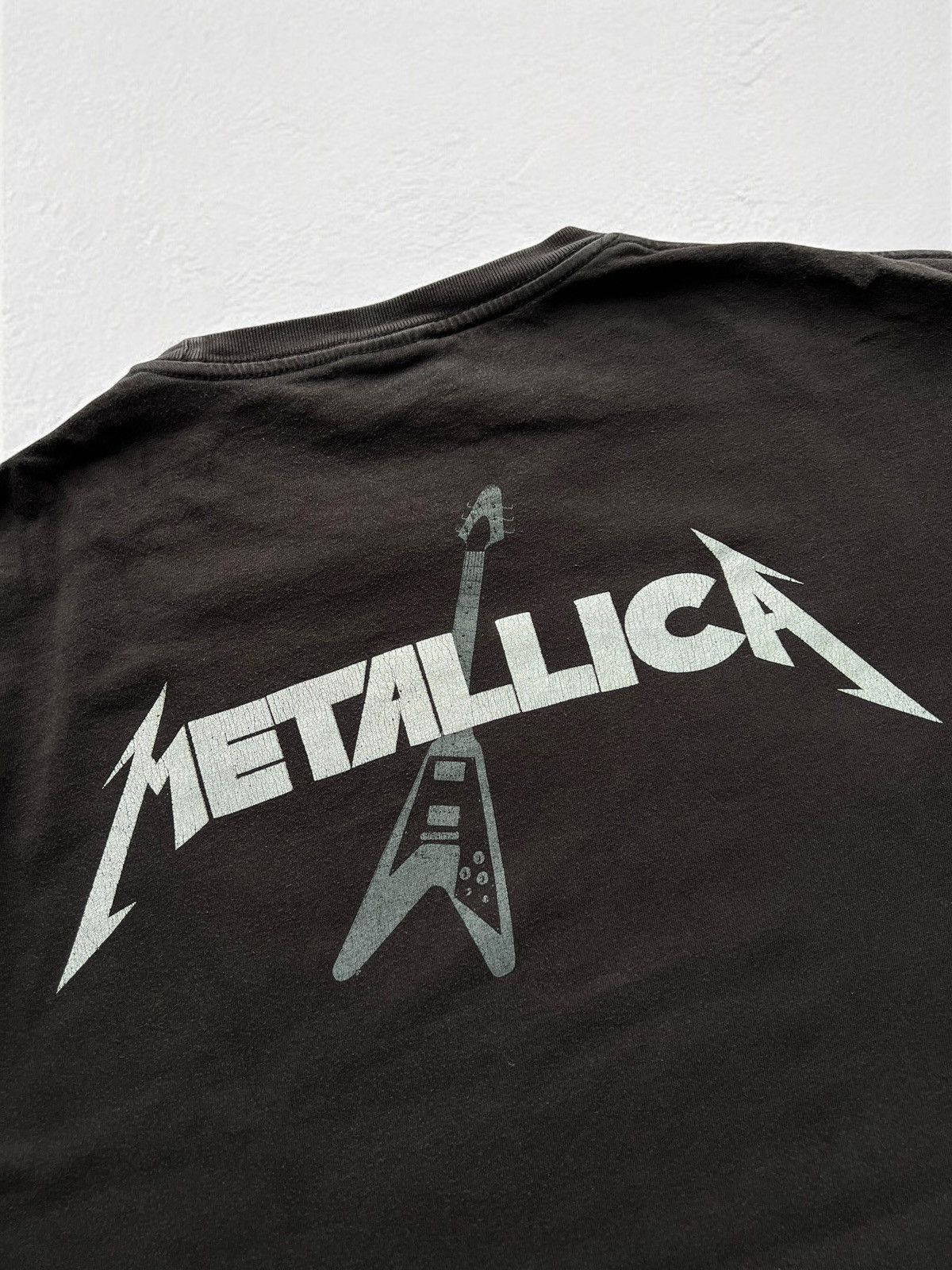Metallica × Vintage METALLICA GOTHIC 00s GUITAR TEE BAND TEES T SHIRT VINTAGE Size US L / EU 52-54 / 3 - 4 Thumbnail