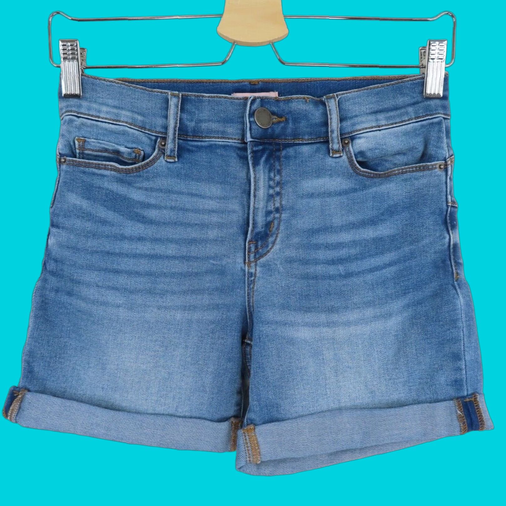 Juicy Couture Juicy Couture Women Bermuda Denim Shorts 2 Blue 5-Pocket Stretch Pockets Regular Waist 12.75" Inseam 4.75" Vintage No Size 26" / US 2 / IT 38 - 1 Thumbnail