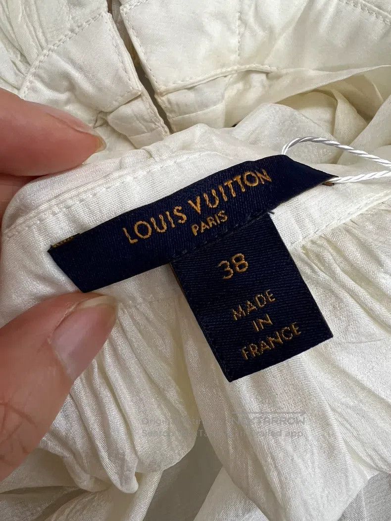 Louis Vuitton Louis Vuitton Lace Mulberry Silk Shirt Size XS / US 0-2 / IT 36-38 - 5 Thumbnail