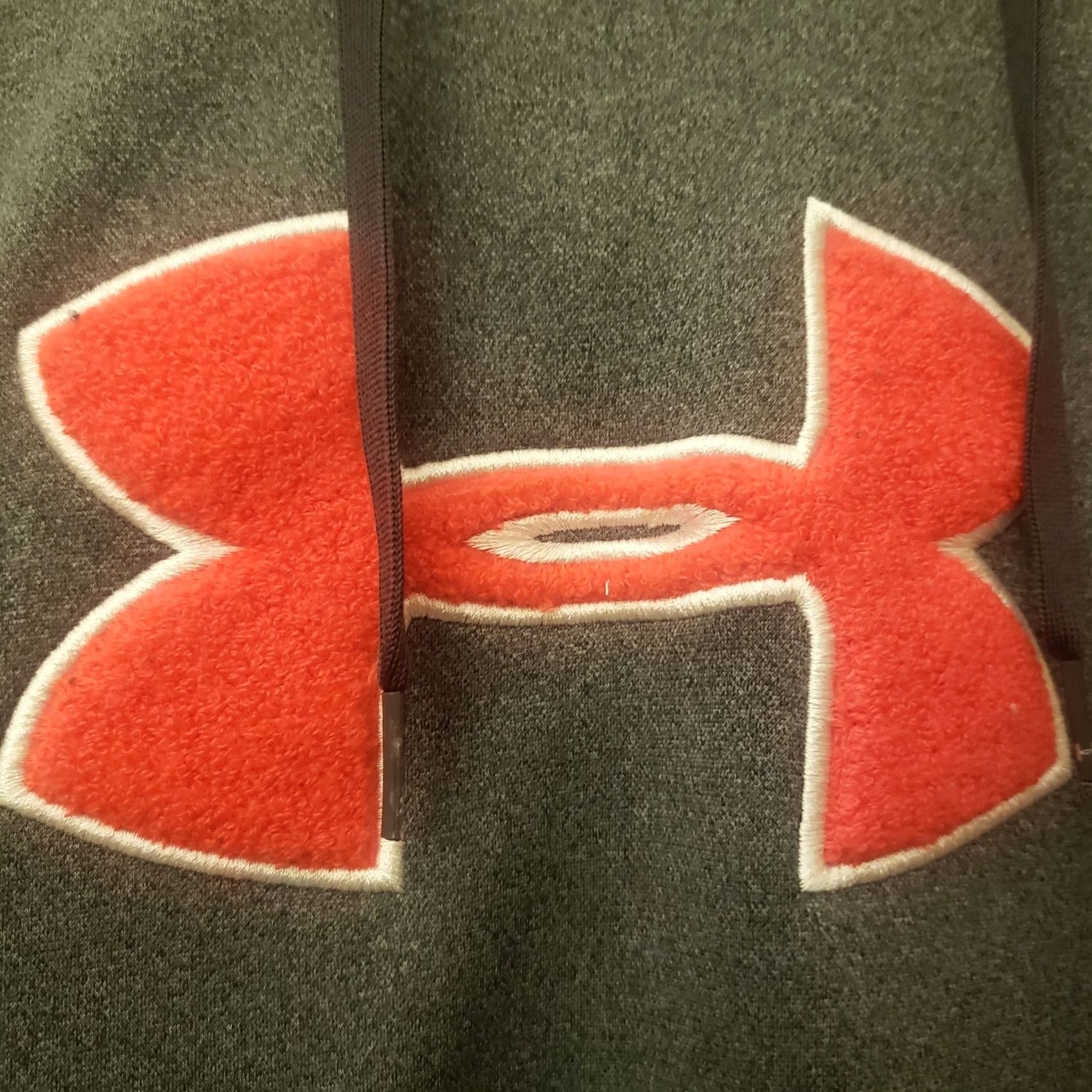 Under Armour Under Armour Women’s Gray/Coral Chenille Raised Logo Hoodie Cold Gear Size M Pullover Hooded Moisture Wicking Pockets Gym & Training Womens Size M / US 6-8 / IT 42-44 - 2 Thumbnail