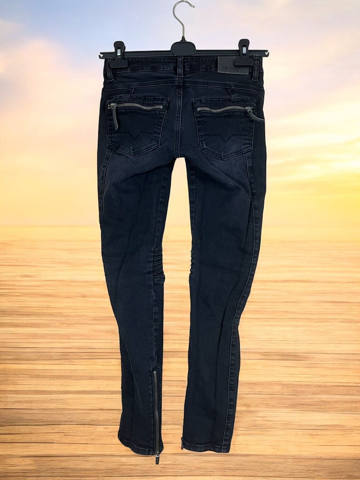 Hugo Boss Hugo Boss Orange Laliker jeans size W26 L32 Size 26" / US 2 / IT 38 - 3 Thumbnail