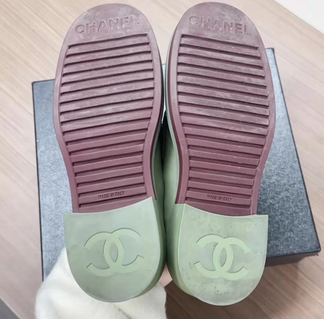 Chanel Chanel Quilted CF Clasp Sheepskin Platform Loafer 36 Size US 5.5 / IT 35.5 - 2 Thumbnail