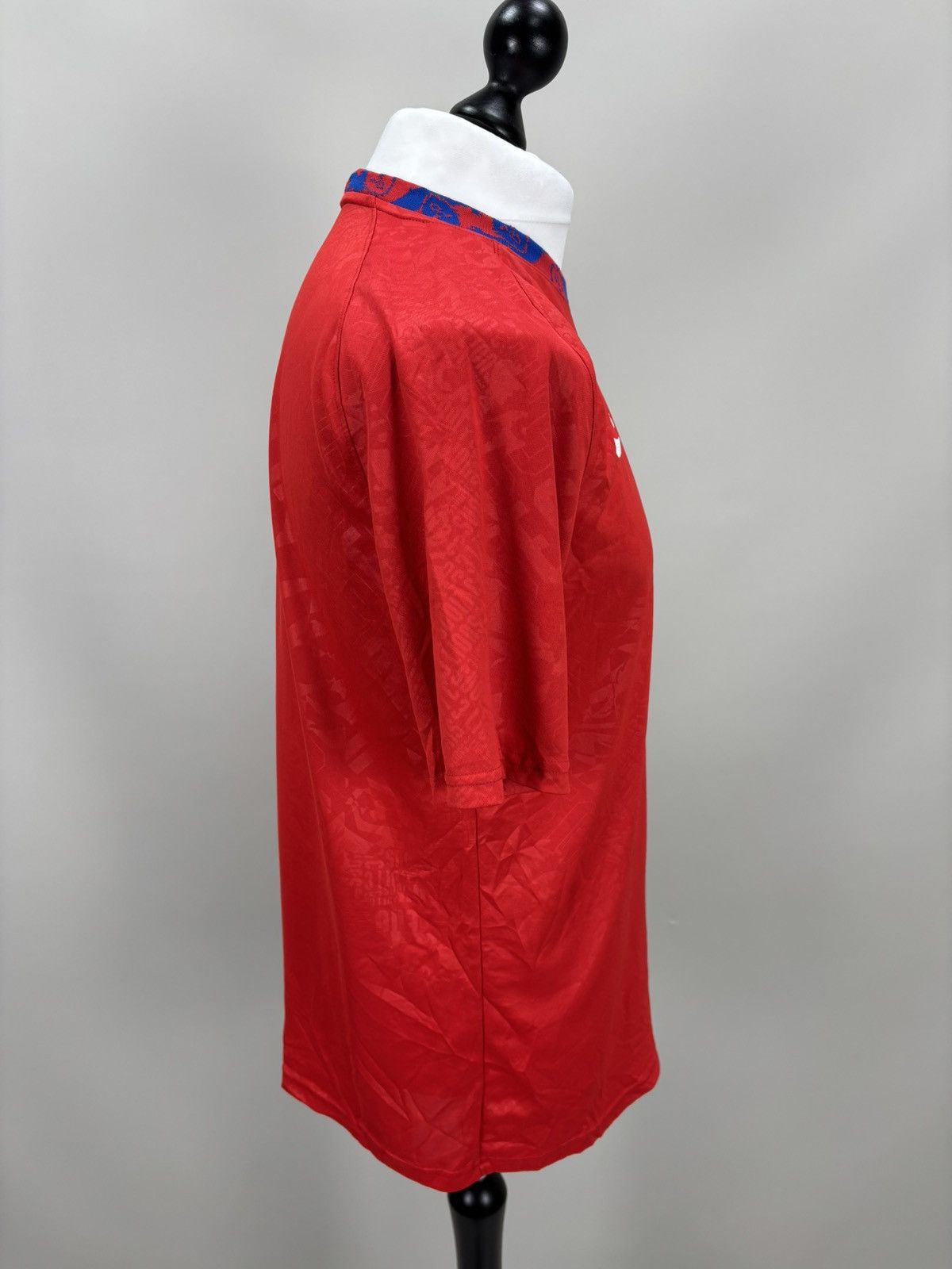 Nike Mens t shirt Nike England Size L Color Red Size US L / EU 52-54 / 3 - 4 Thumbnail