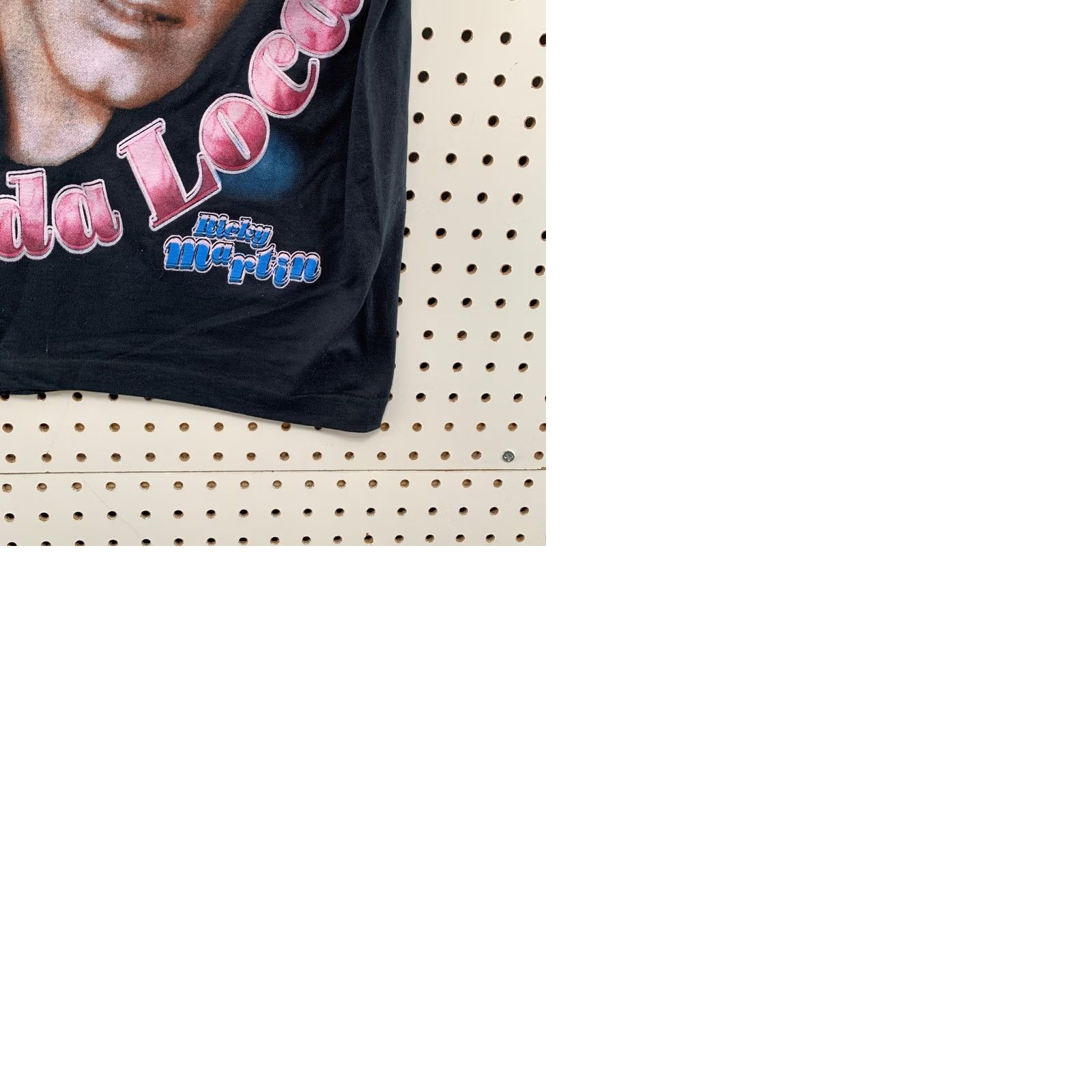 Vintage VINTAGE Ricky Martin Shirt Mens Small Black 90s Graphic Pop Music Rap Tee USA Size US S / EU 44-46 / 1 - 10 Thumbnail