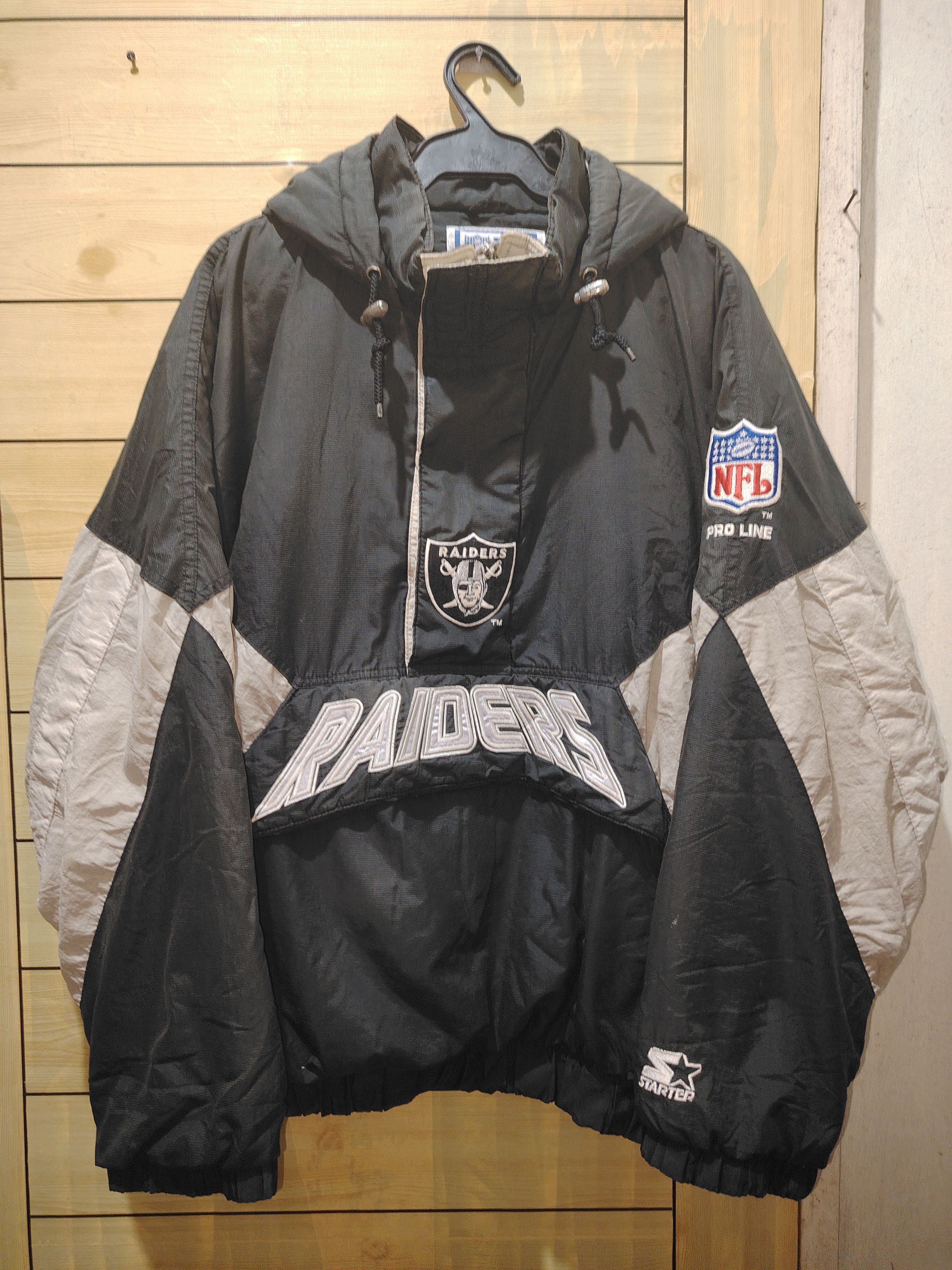 Vintage Vintage 1990's Oakland Raiders Jacket Size US M / EU 48-50 / 2 - 1 Thumbnail