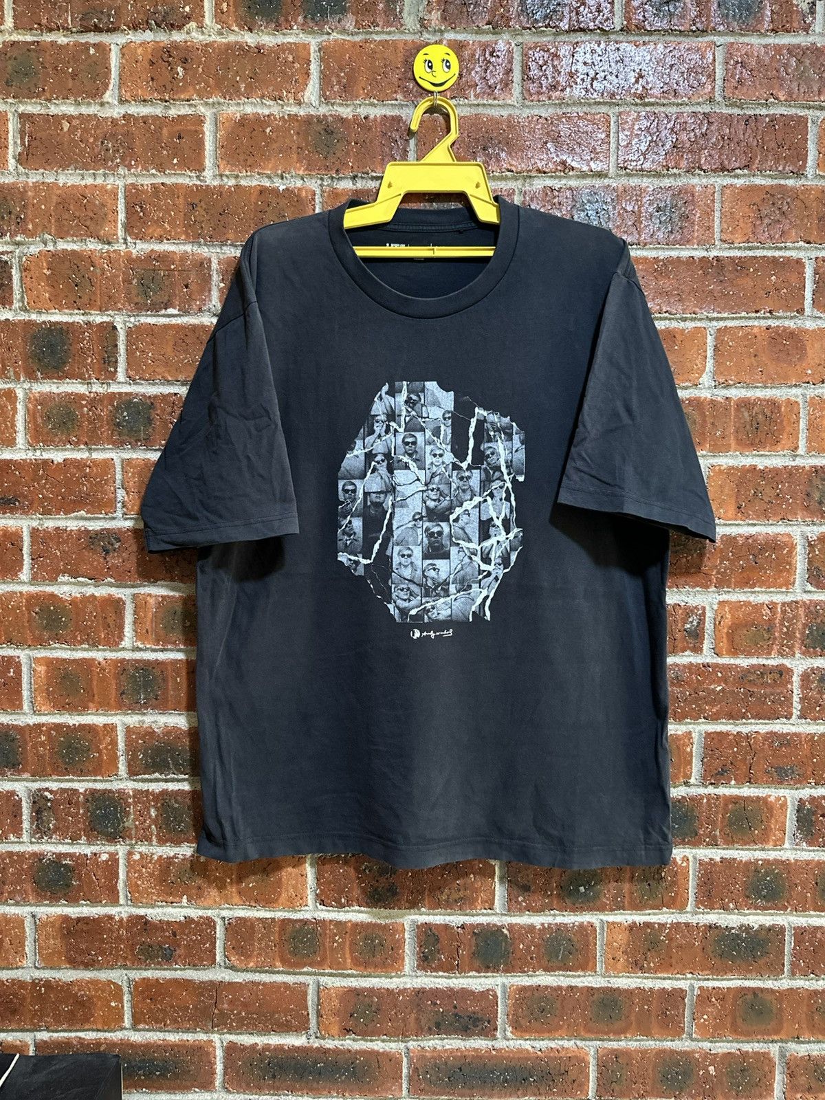 Andy Warhol × Uniqlo × Vintage Vintage Uniqlo X Andy Warhol Sun Faded Oversize Tee Size US XL / EU 56 / 4 - 1 Thumbnail