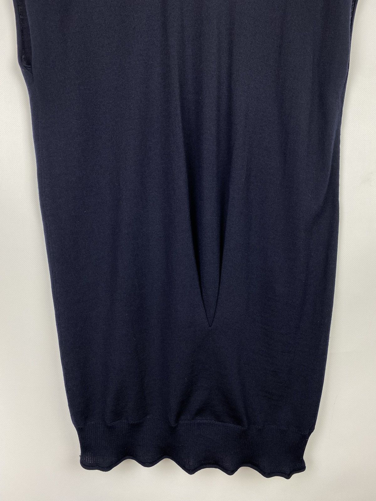 Miu Miu Miu Miu ladies sleeveless v-neck tunic dress size 42 Navy Size M / US 6-8 / IT 42-44 - 14 Thumbnail