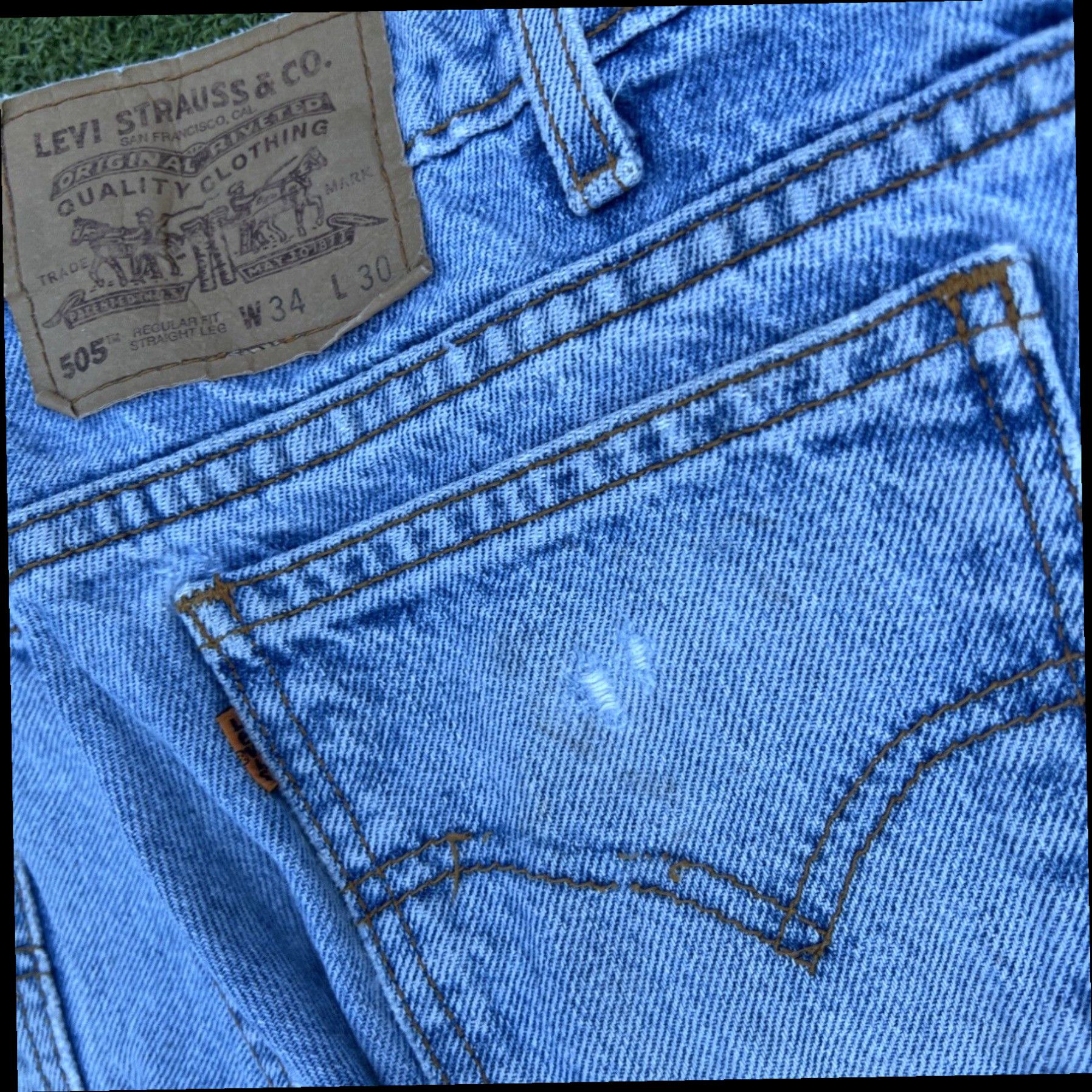 Levi's Vintage Levi's 505 ORANGE TAB Jeans Regular Fit Men's Size 34x30 Straight Leg Size US 34 / EU 50 - 4 Thumbnail