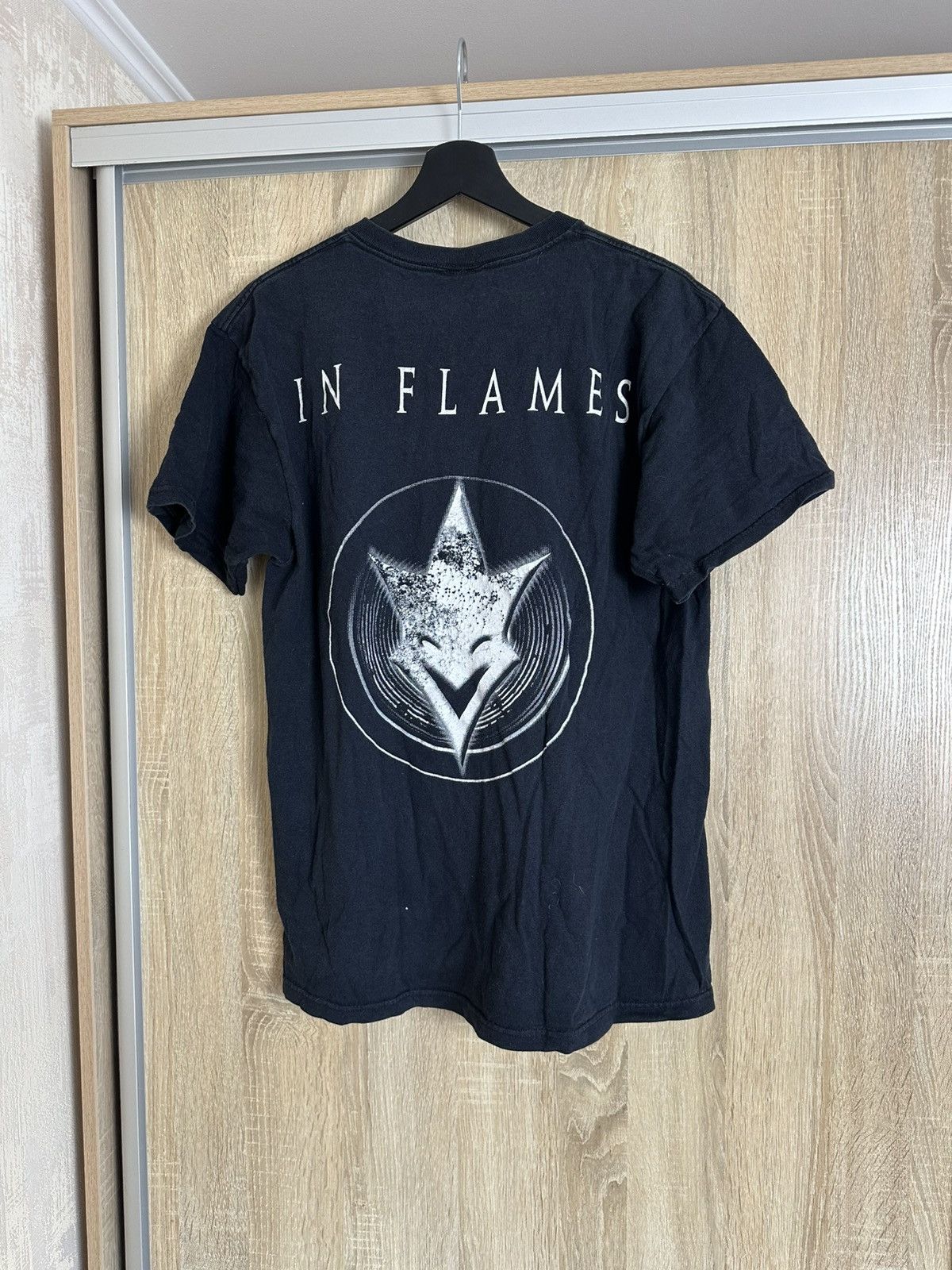 Band Tees 🔥 2004 In Flames Soundtrack To Your Escape Metal T Shirt Size US L / EU 52-54 / 3 - 6 Thumbnail