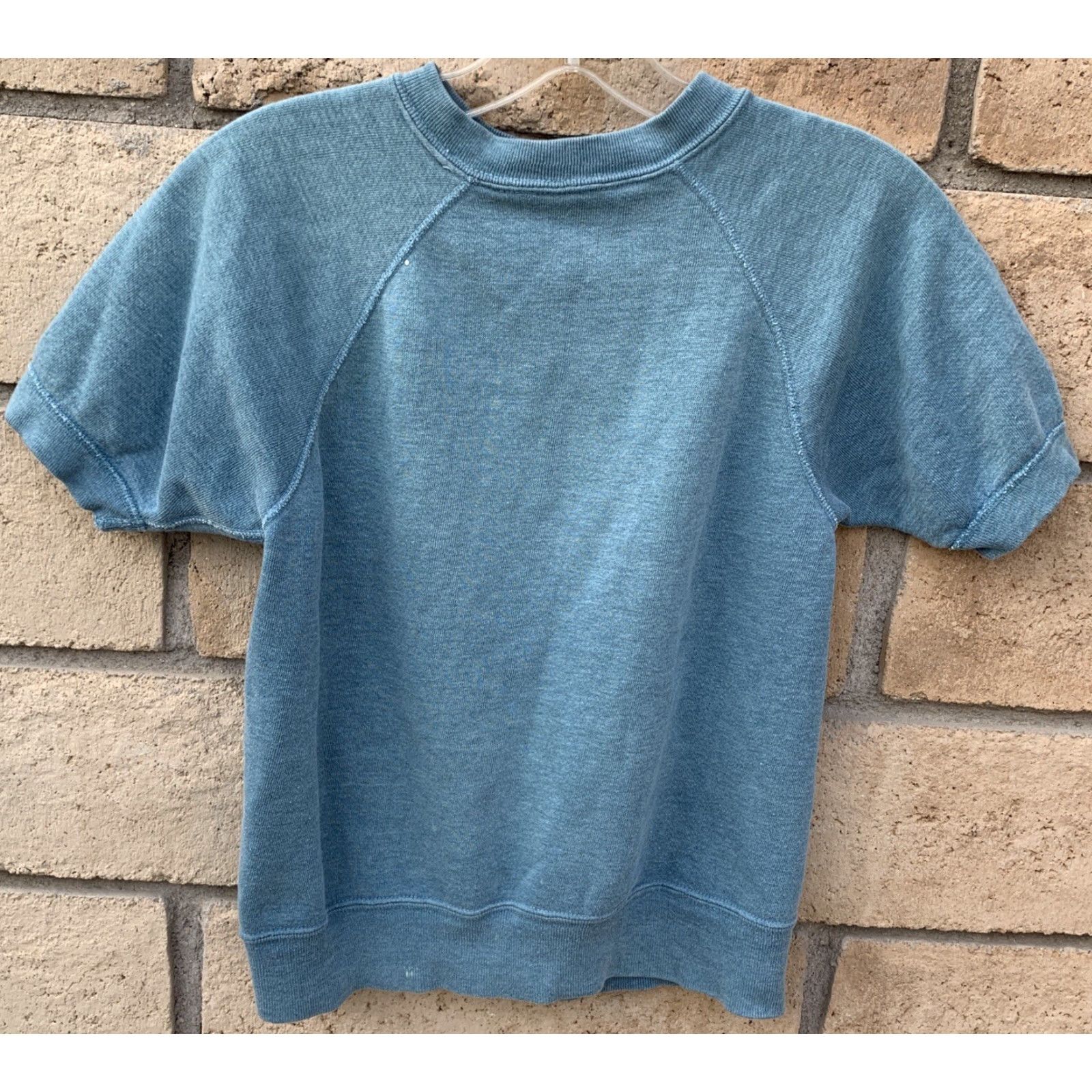 Vintage VINTAGE Raglan Short Sleeve Sweatshirt Blue XS Pullover Distressed Bleached Spots Popover Jumper Greaser Beatnik Worn Untypical Vintage Size US XS / EU 42 / 0 - 5 Thumbnail