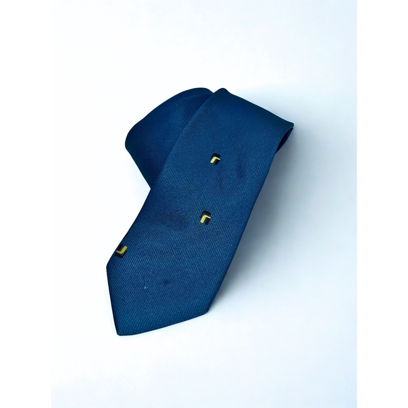 Giorgio Armani Giorgio Armani 100% Silk Tie Made in Italy Geometric Pattern Size ONE SIZE - 4 Thumbnail