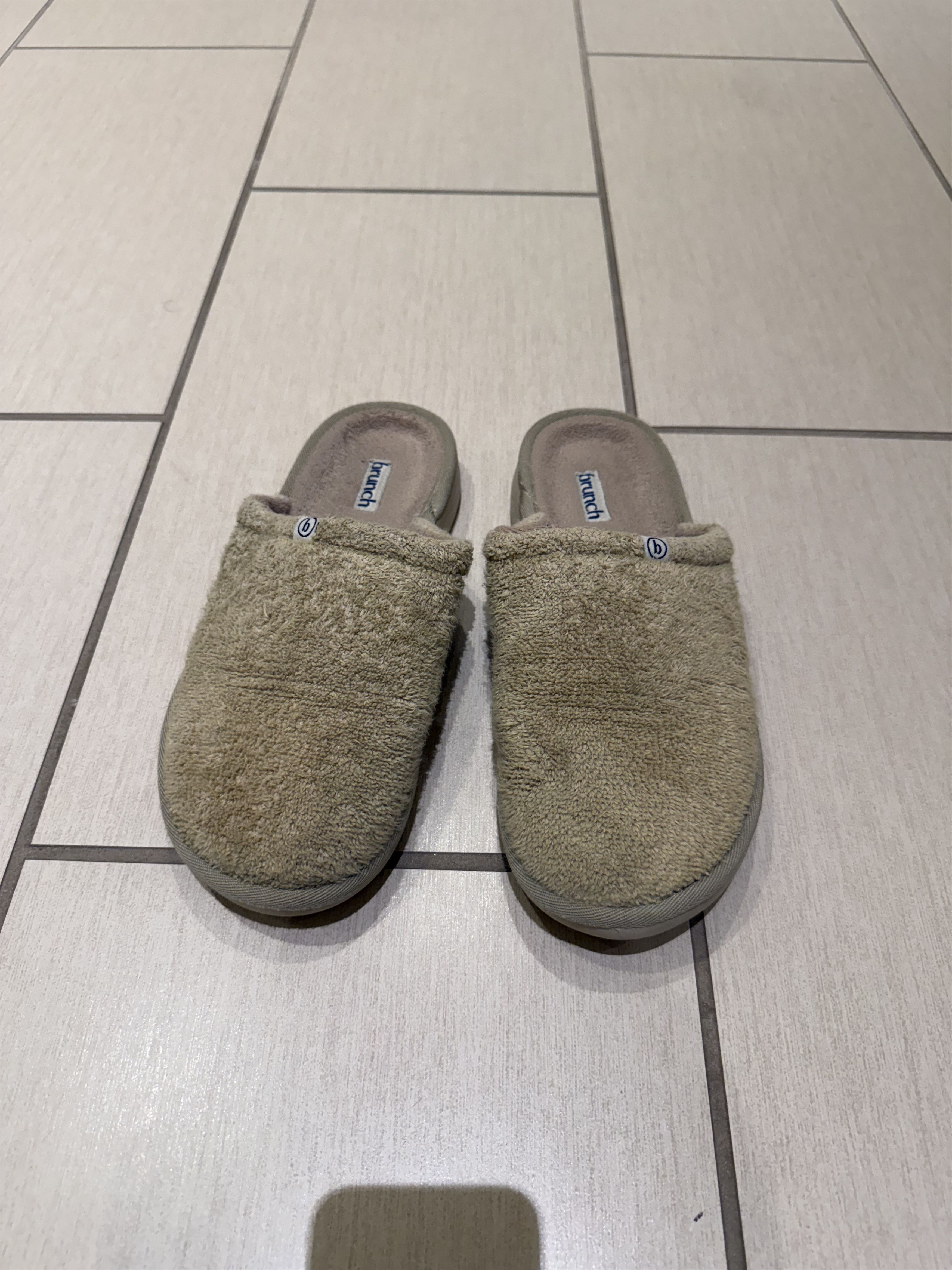 Other BRUNCH SLIPPERS Size US 12 / EU 45 - 1 Thumbnail