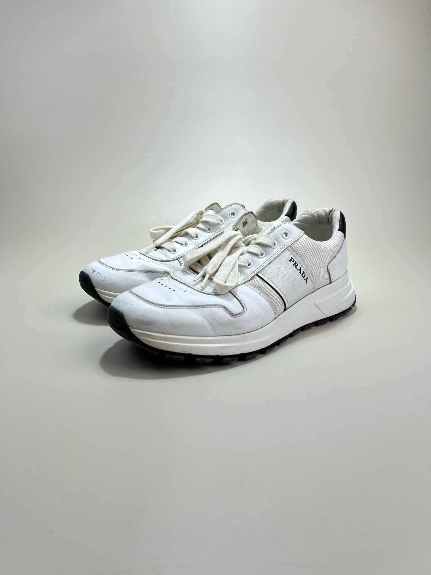 Prada PRADA White Sneakers Size 42.5 Size US 9.5 / EU 42-43 - 1 Thumbnail